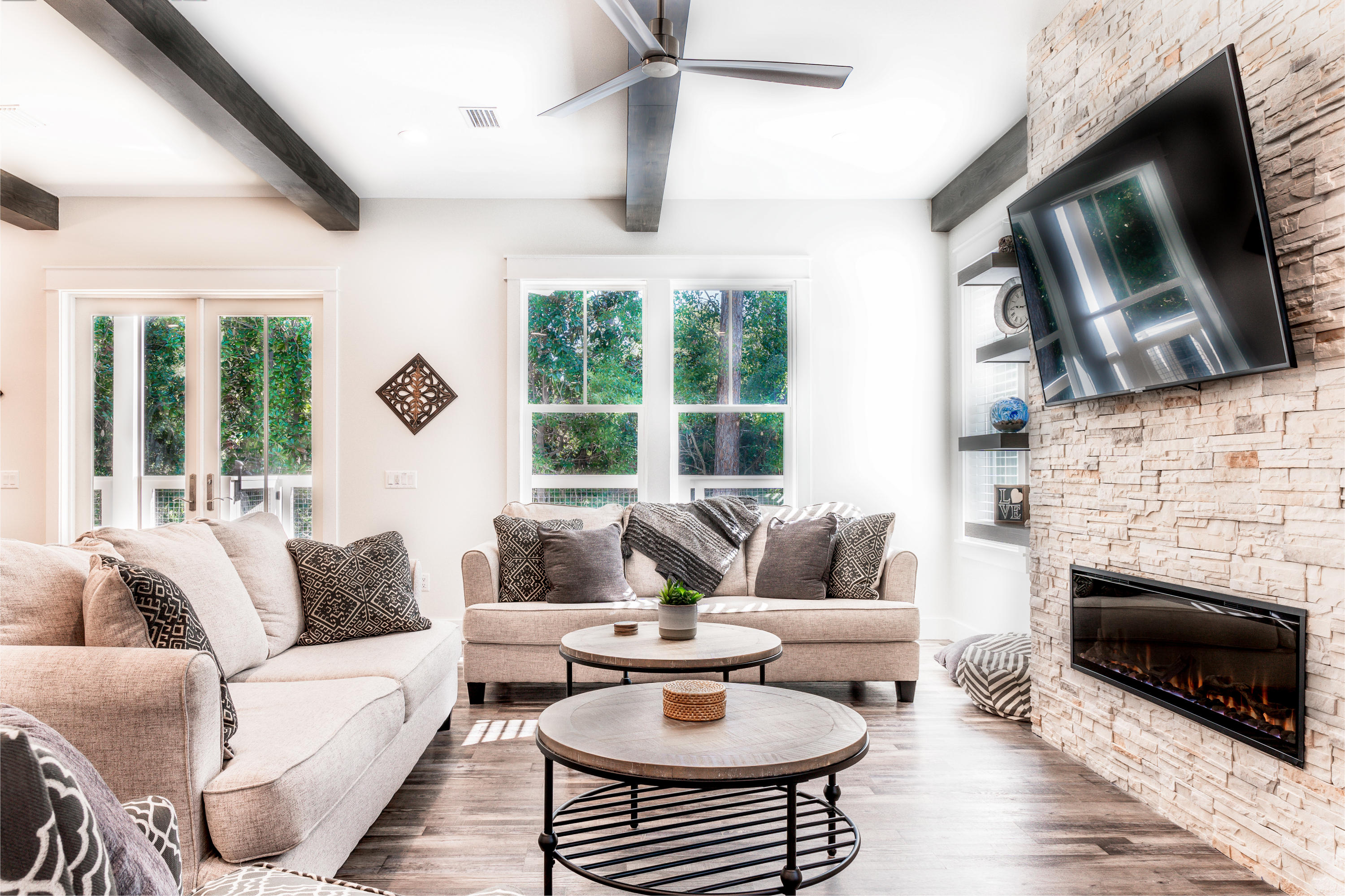 SEAGROVE SHORES 4TH ADD - Residential
