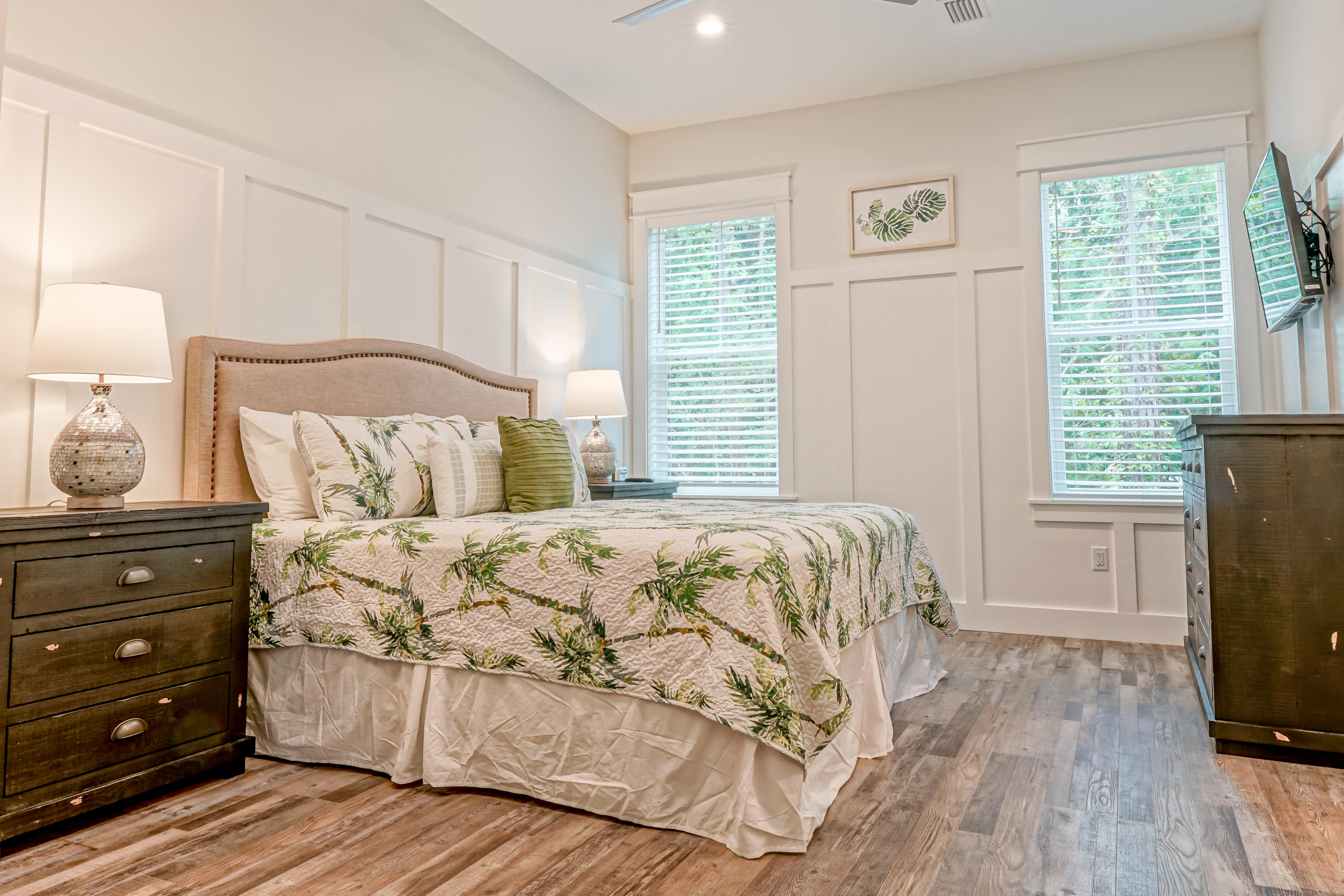SEAGROVE SHORES 4TH ADD - Residential