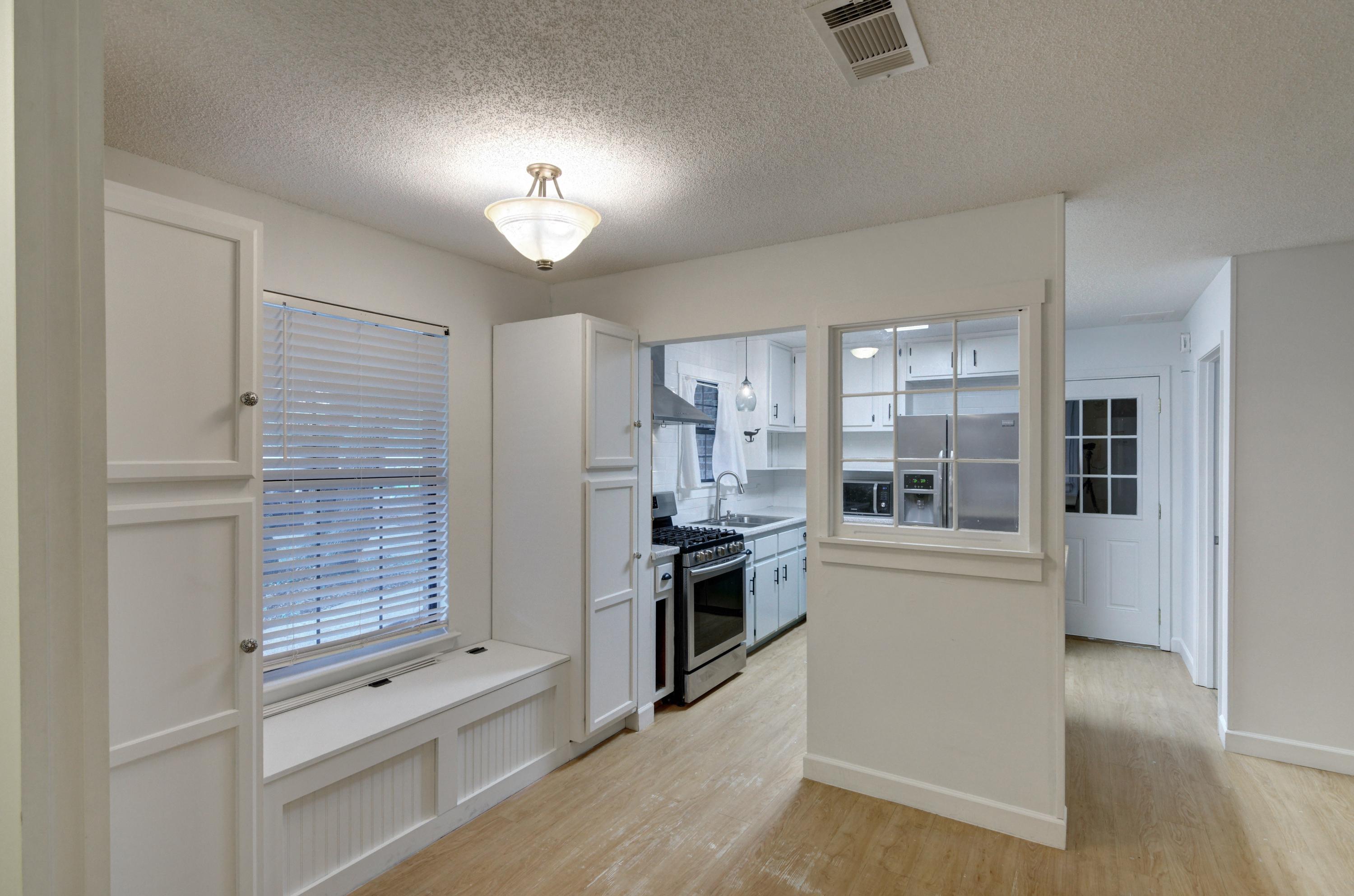 CHEROKEE ACRES - Residential