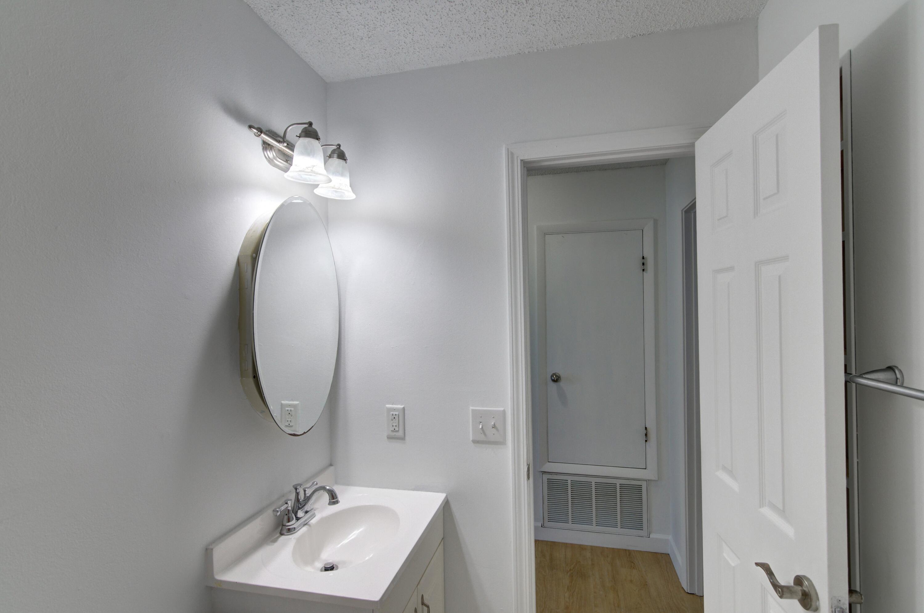 CHEROKEE ACRES - Residential