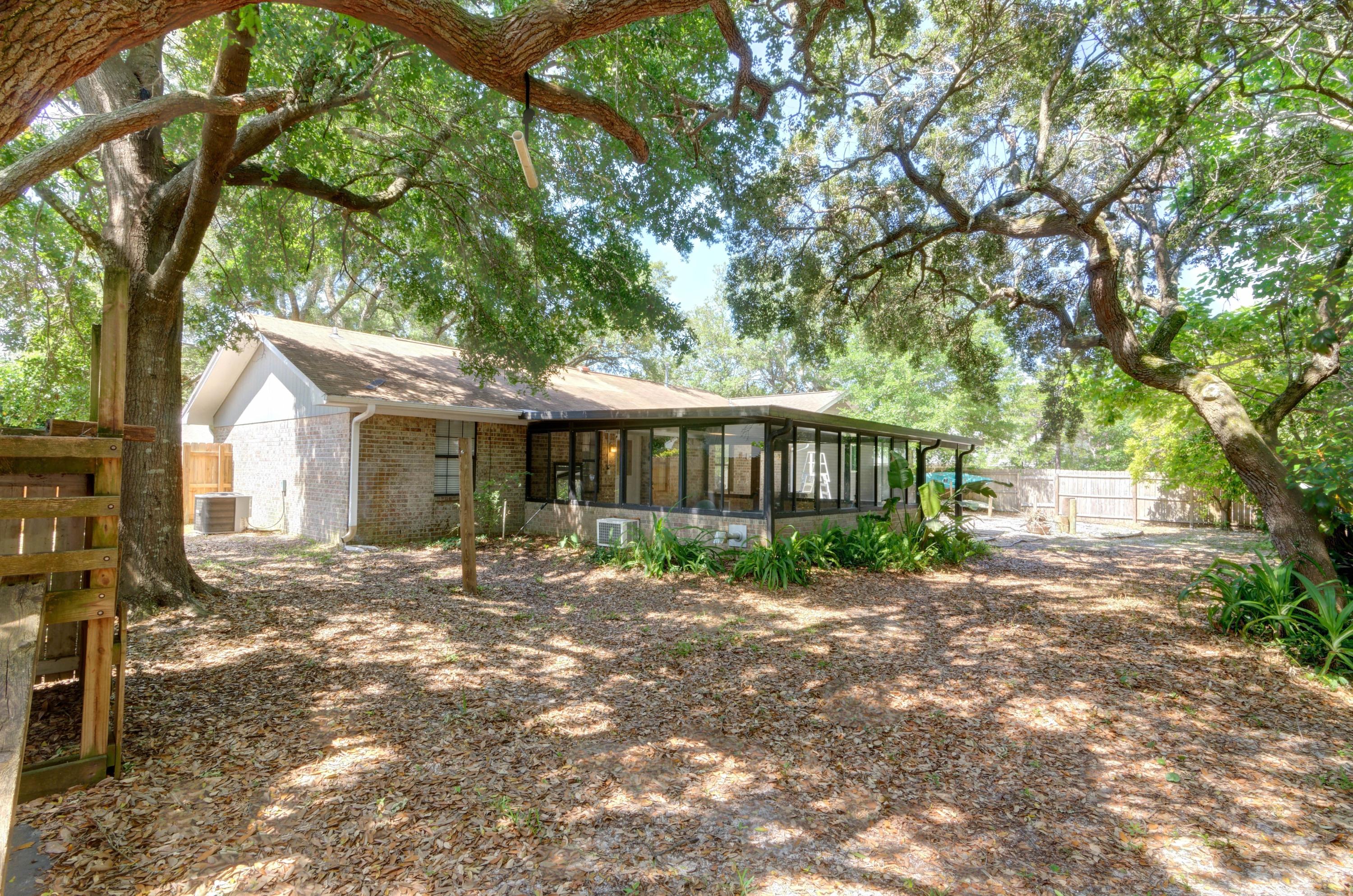 CHEROKEE ACRES - Residential
