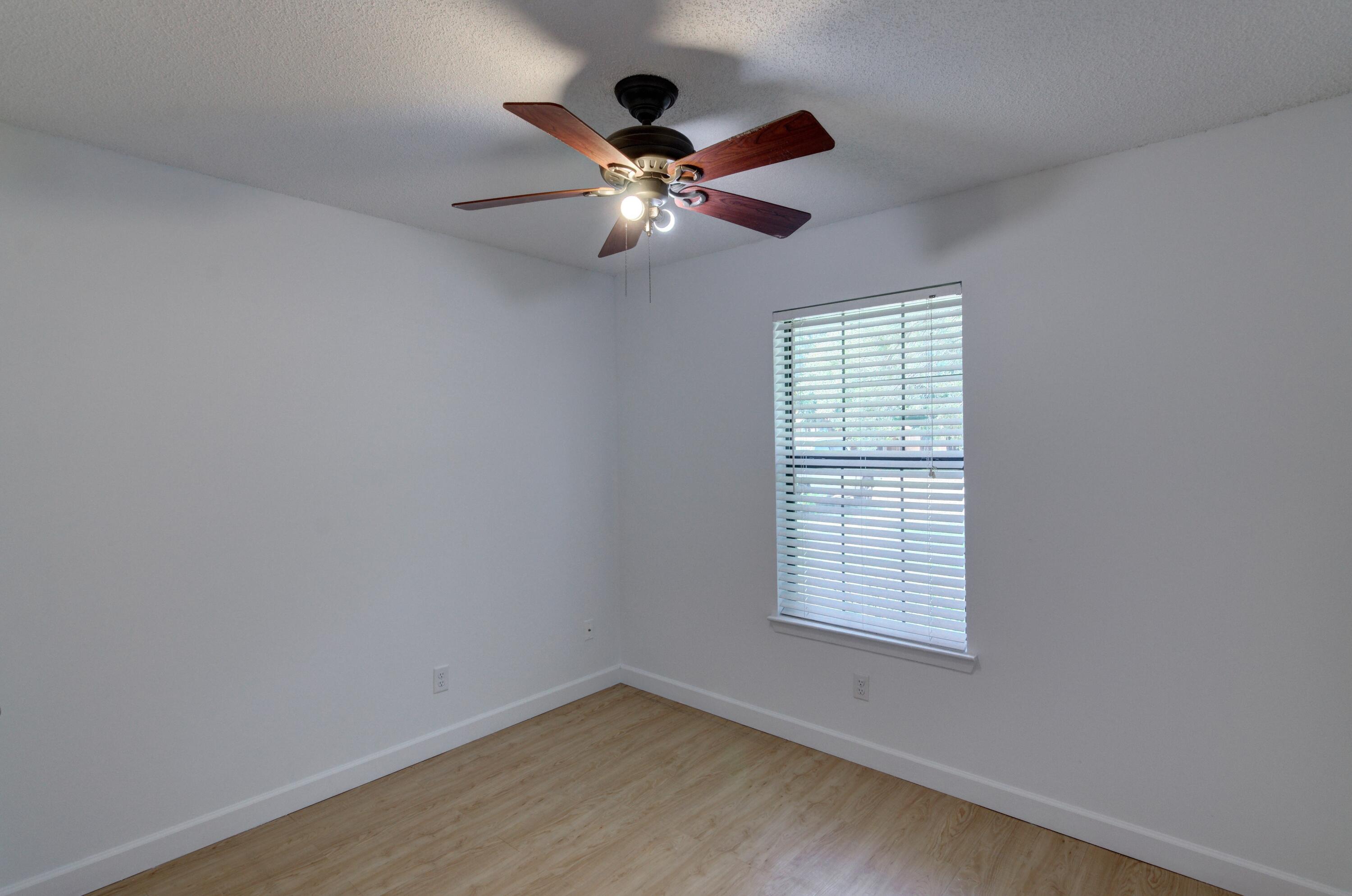CHEROKEE ACRES - Residential