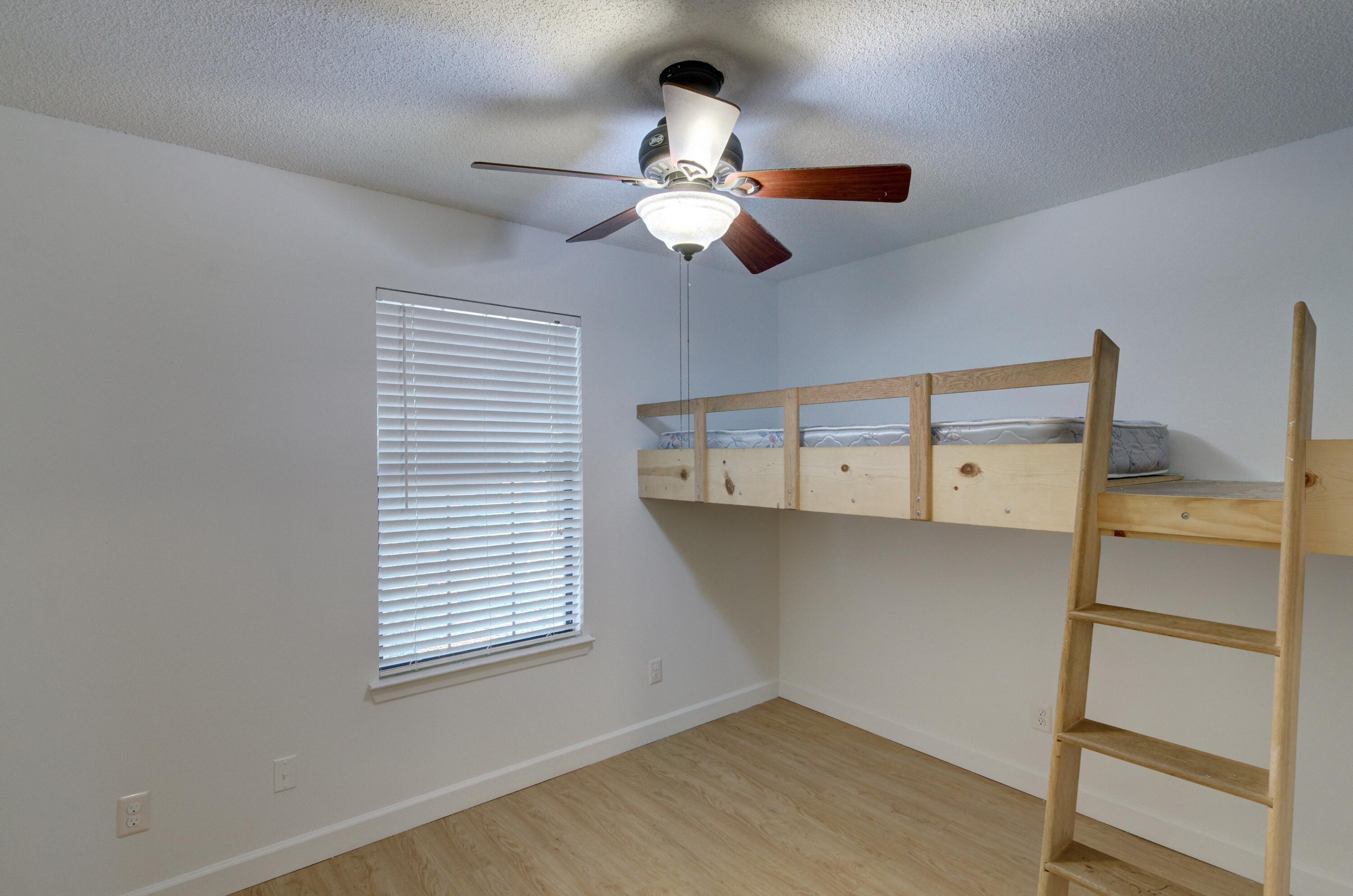 CHEROKEE ACRES - Residential