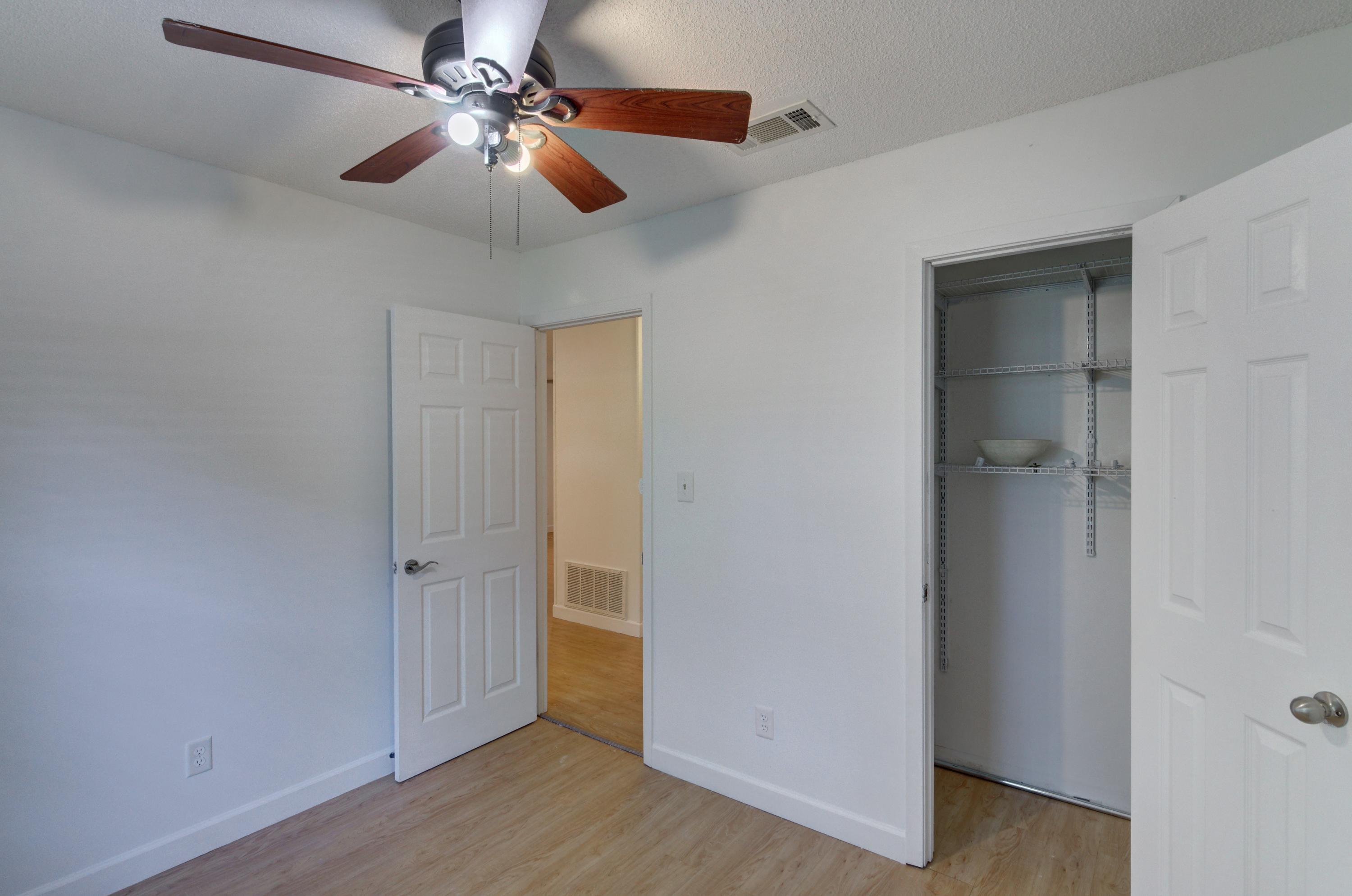 CHEROKEE ACRES - Residential