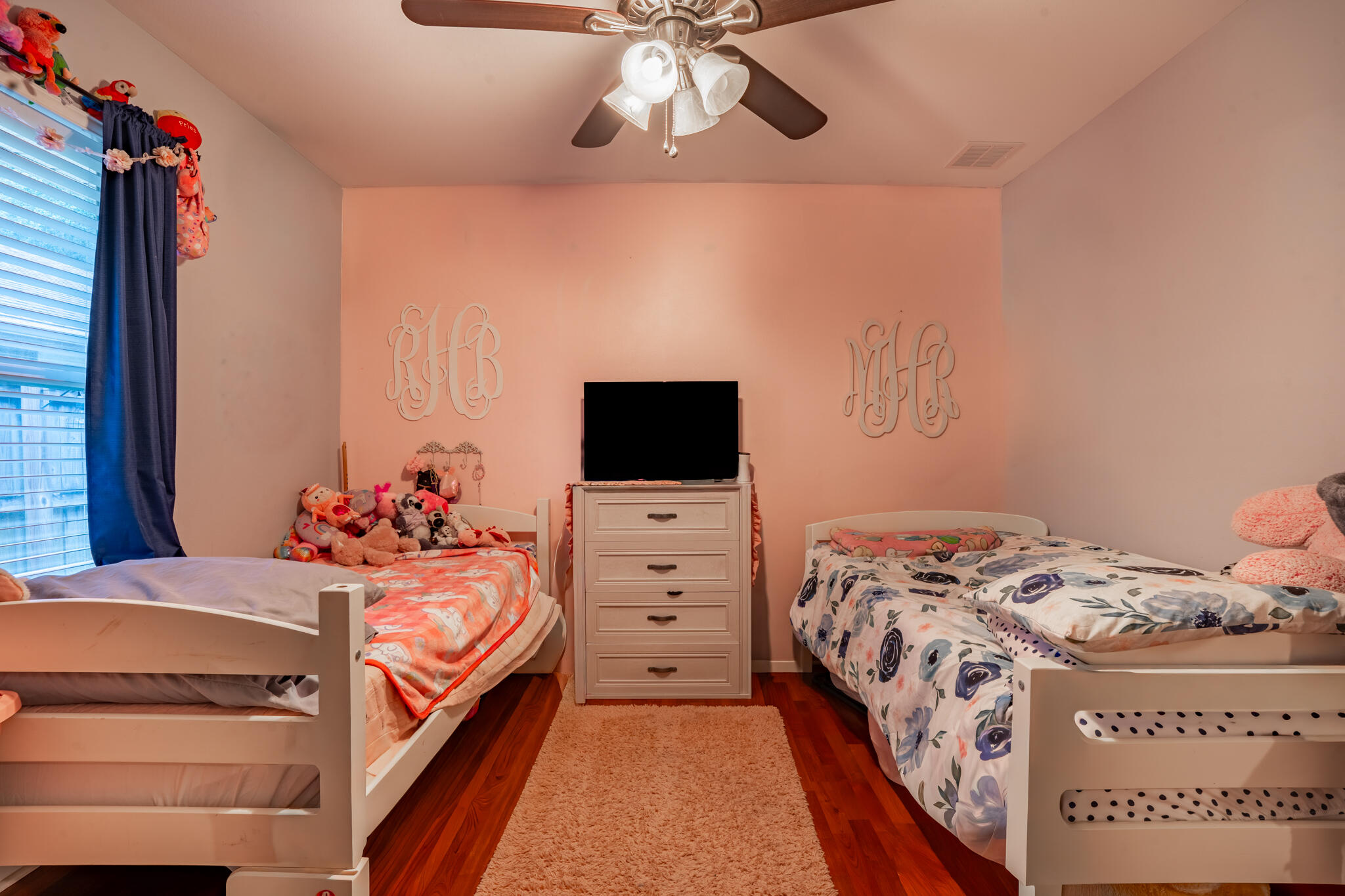 BELL-BROOK ESTATES - Residential