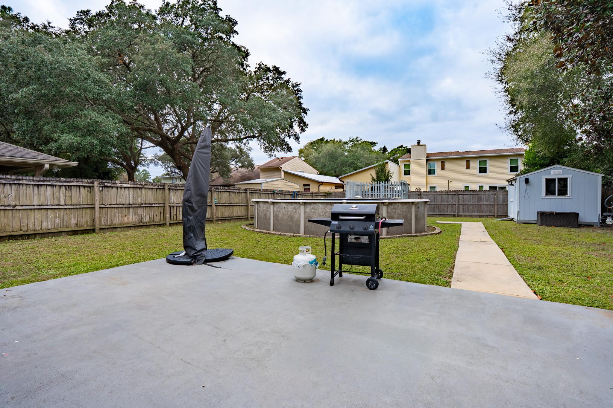 BELL-BROOK ESTATES - Residential