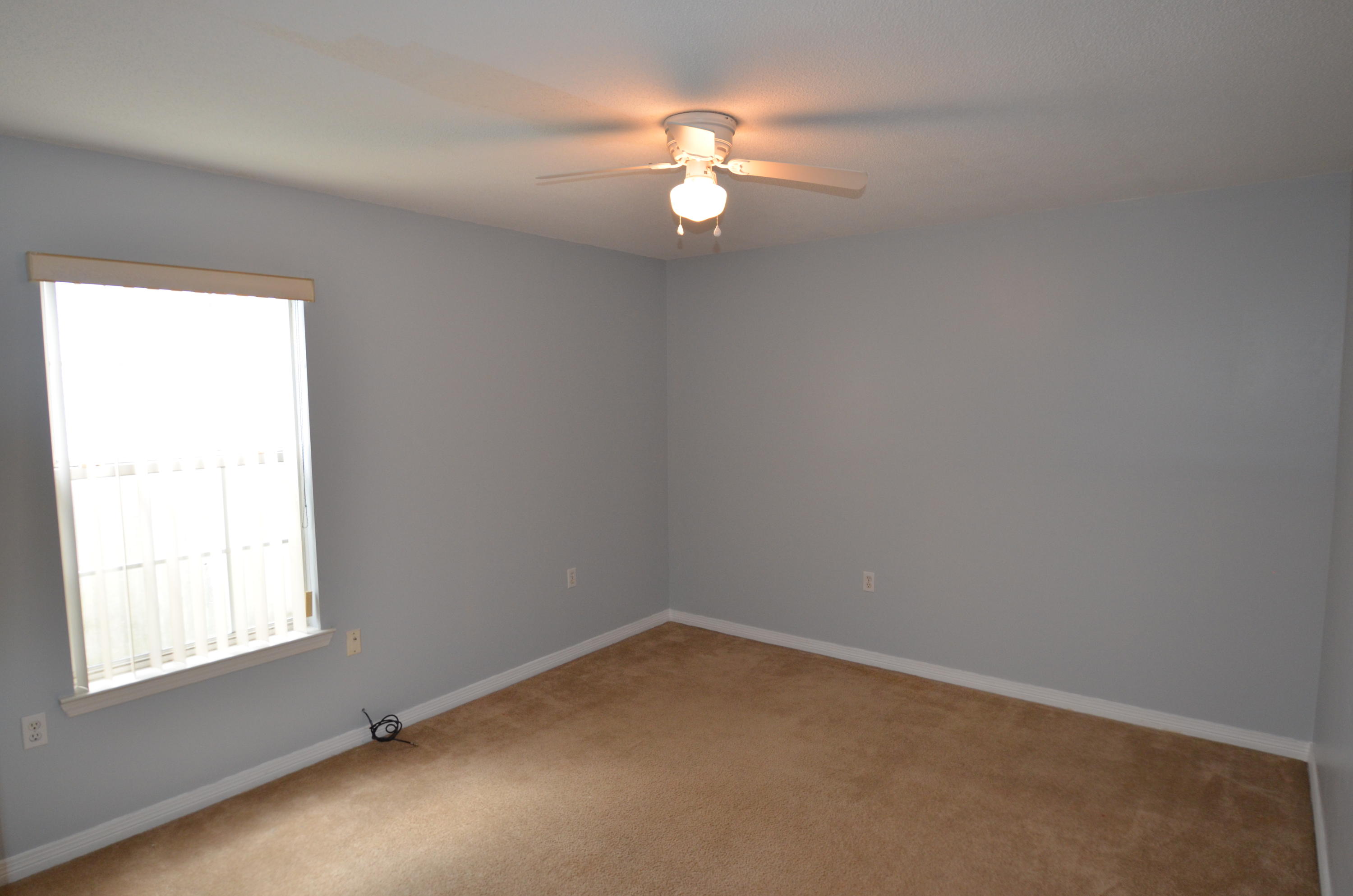 PETITE CHATEAU - Residential Lease