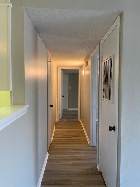 GOLF CLUB CONDO THE - Residential Lease