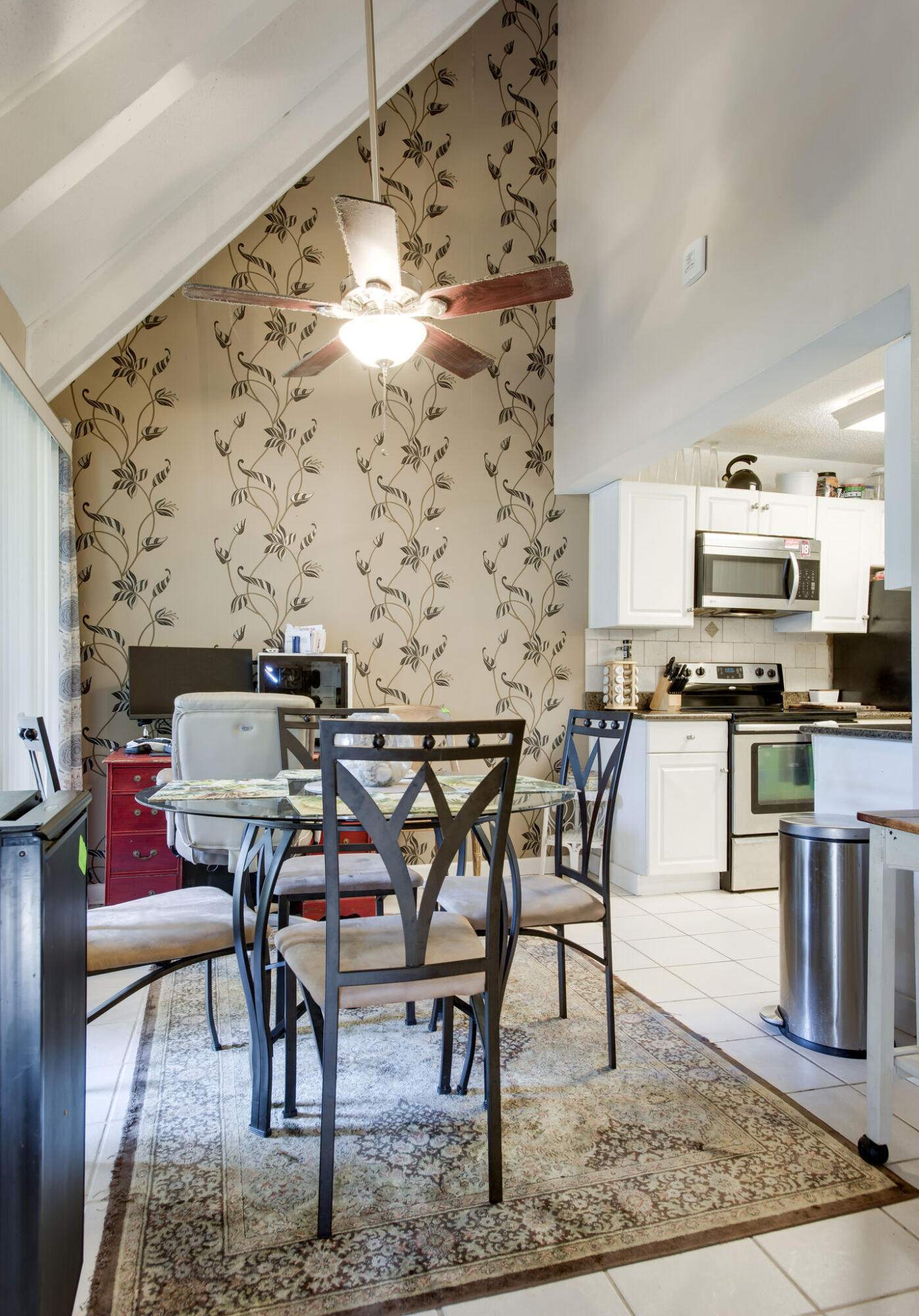 SEASCAPE CONDO GARDEN VILLA - Residential