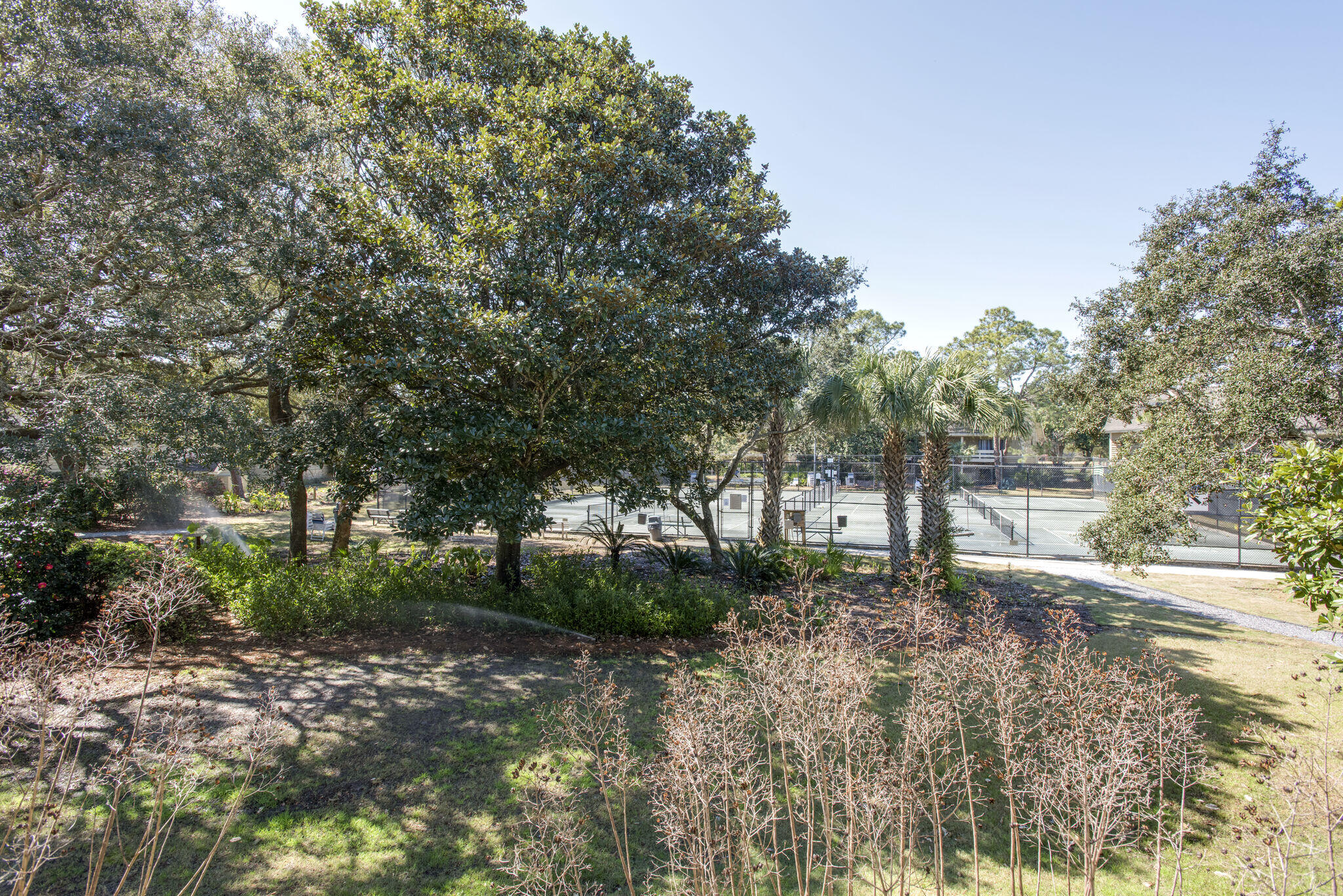 SEASCAPE CONDO GARDEN VILLA - Residential