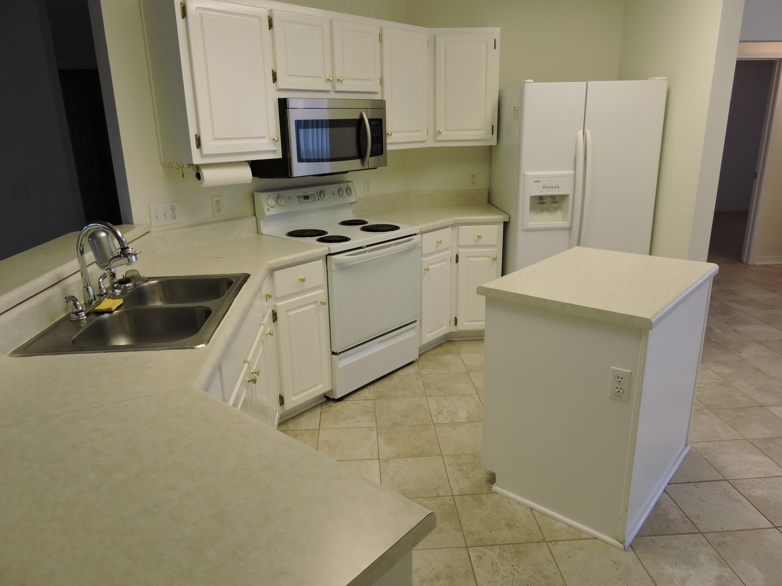 STEEPLECHASE PH 3 - Residential Lease