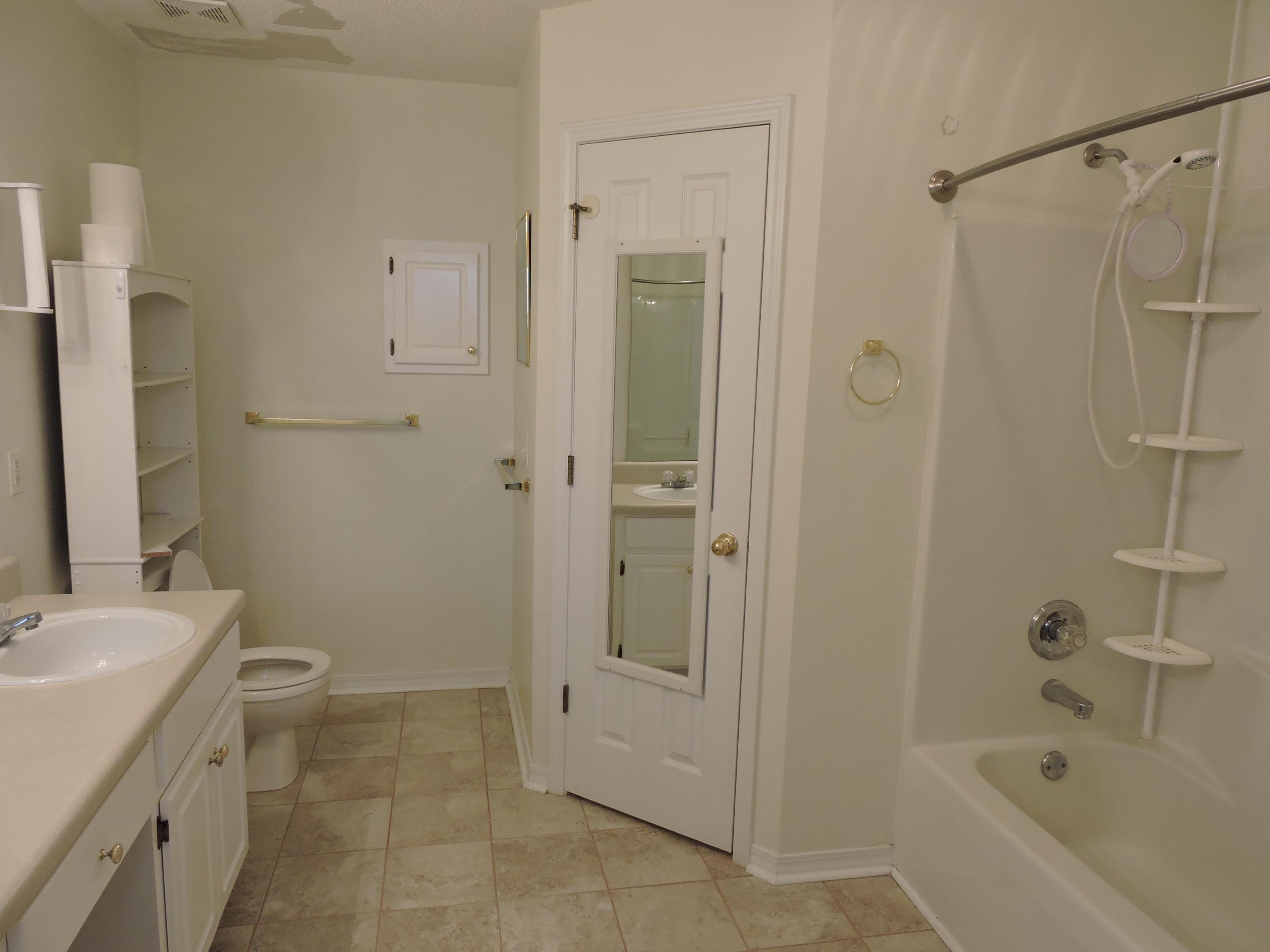 STEEPLECHASE PH 3 - Residential Lease