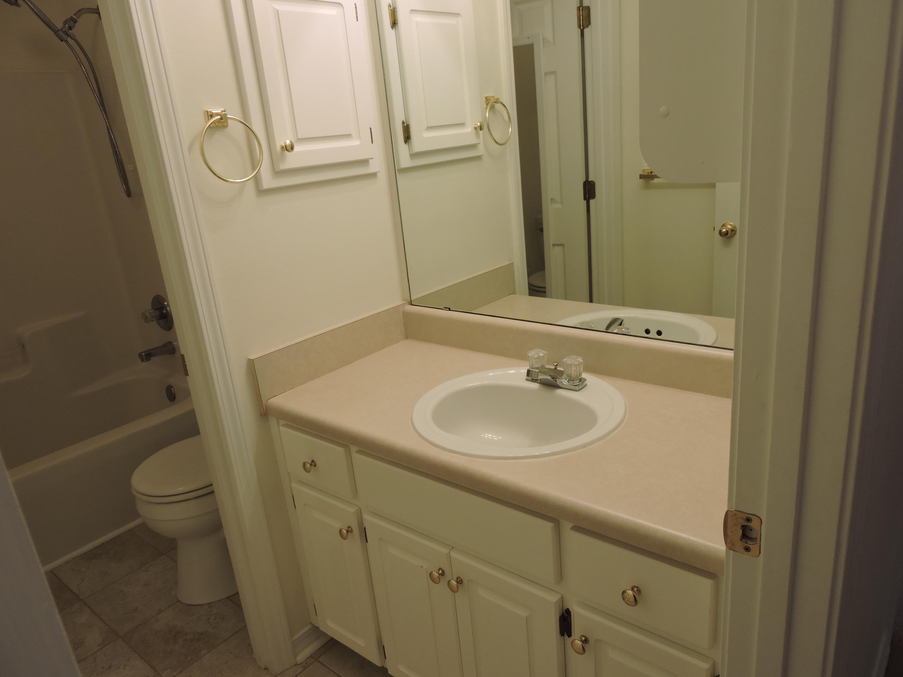 STEEPLECHASE PH 3 - Residential Lease