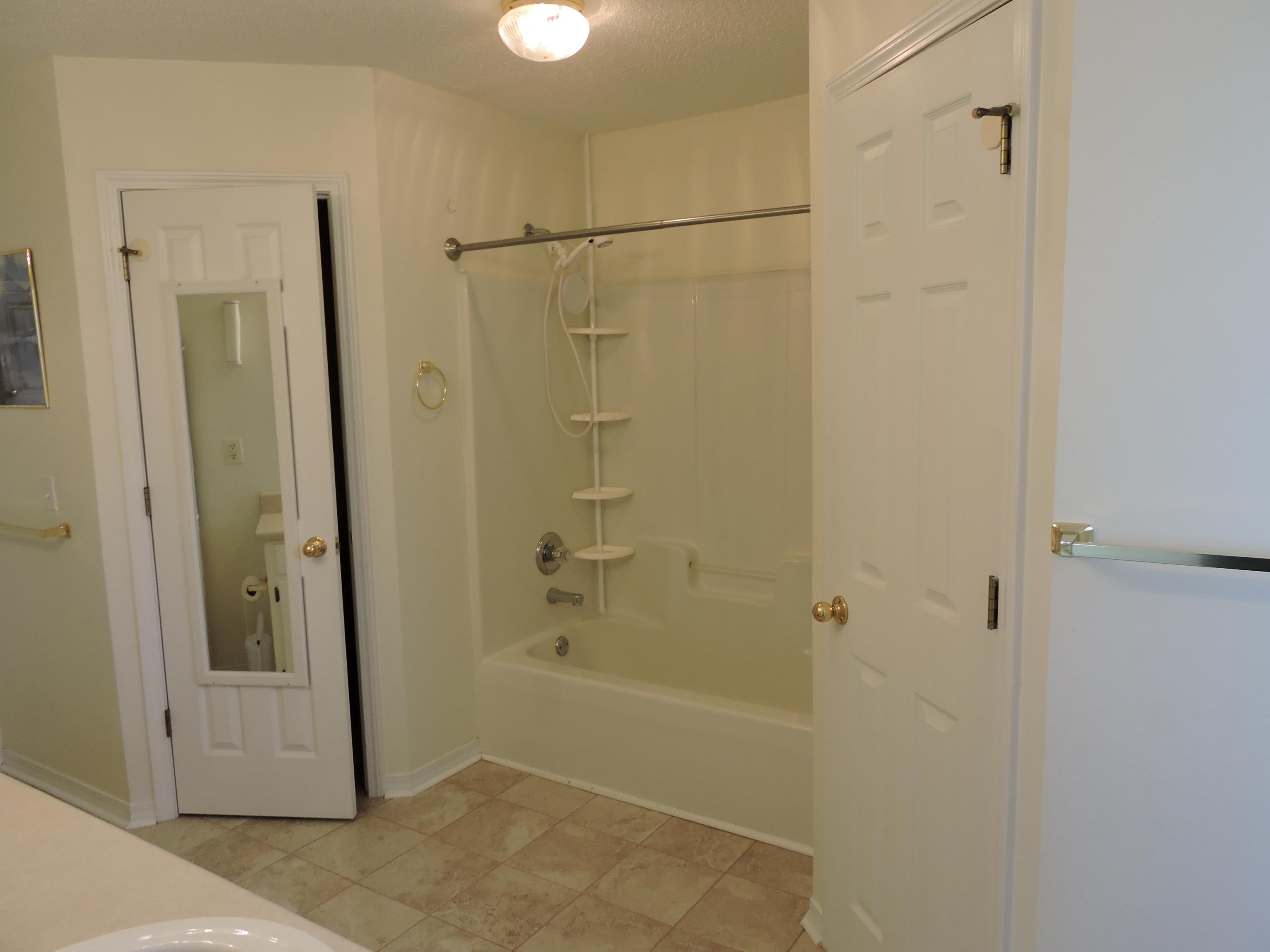 STEEPLECHASE PH 3 - Residential Lease