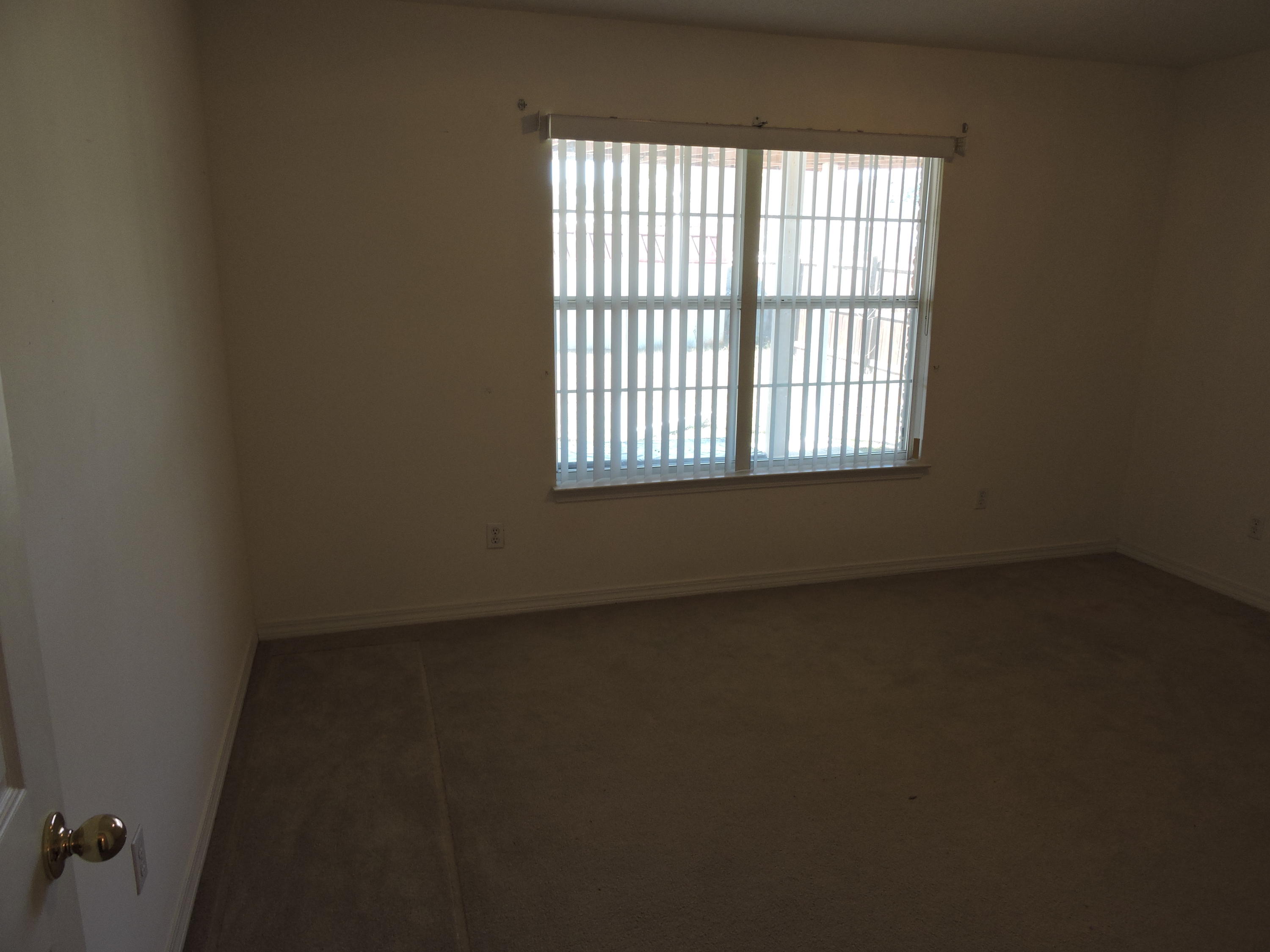 STEEPLECHASE PH 3 - Residential Lease