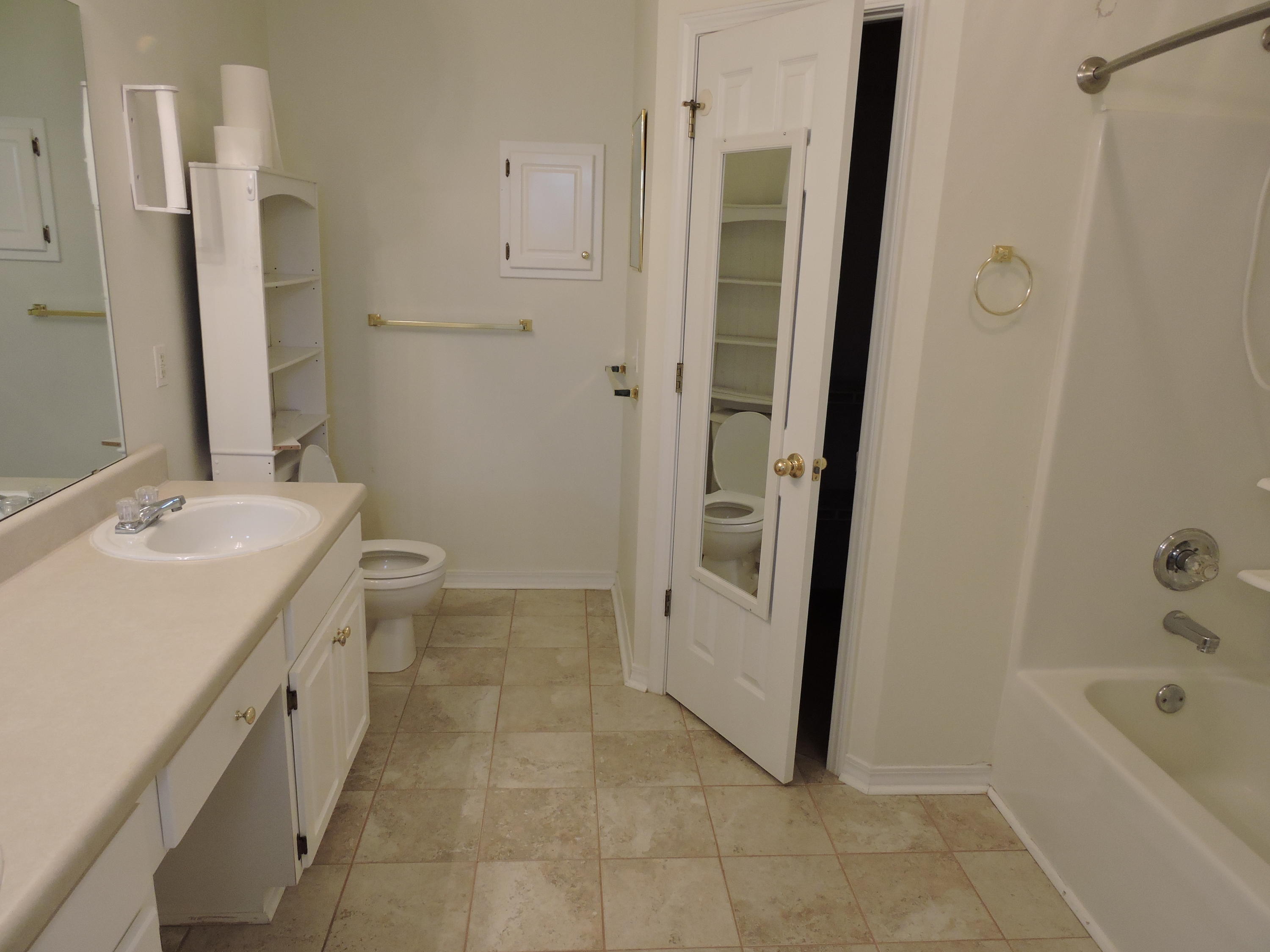 STEEPLECHASE PH 3 - Residential Lease