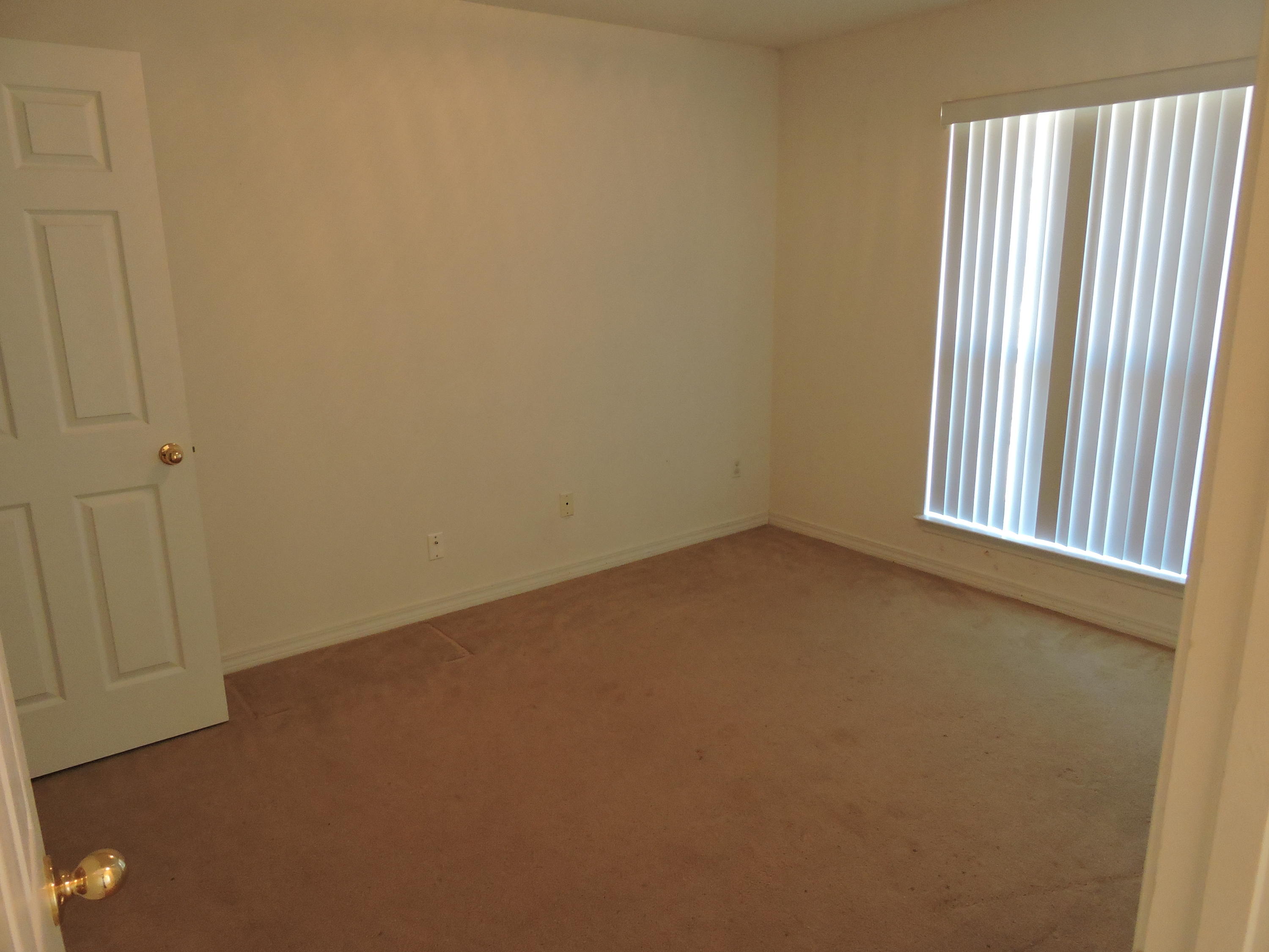 STEEPLECHASE PH 3 - Residential Lease