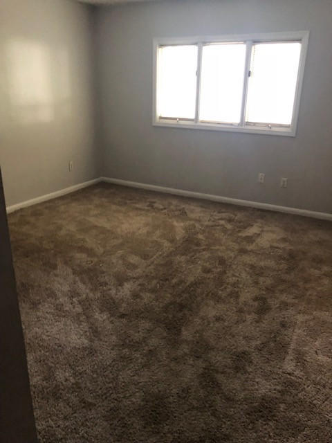 CHELSEA WOODS - Residential Lease