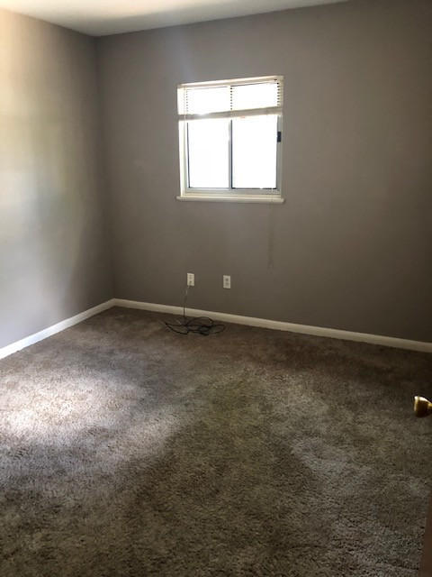CHELSEA WOODS - Residential Lease