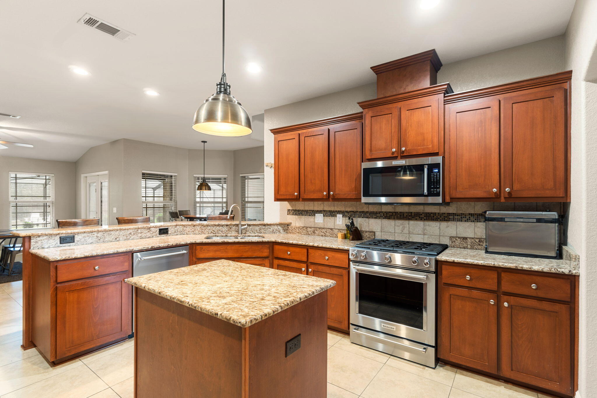HOLLEY BY THE SEA - Residential
