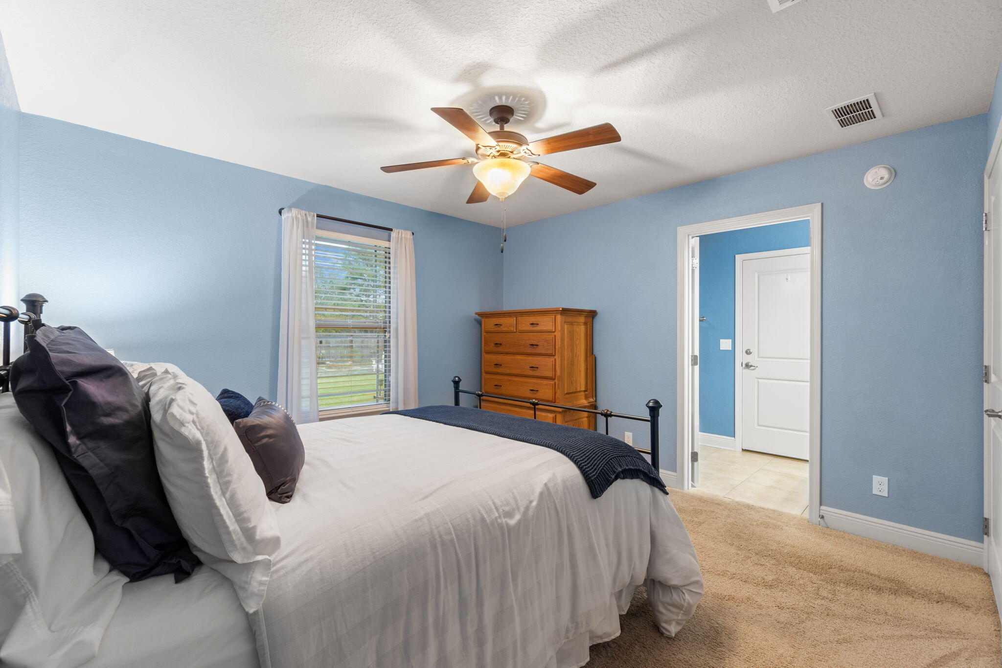 HOLLEY BY THE SEA - Residential