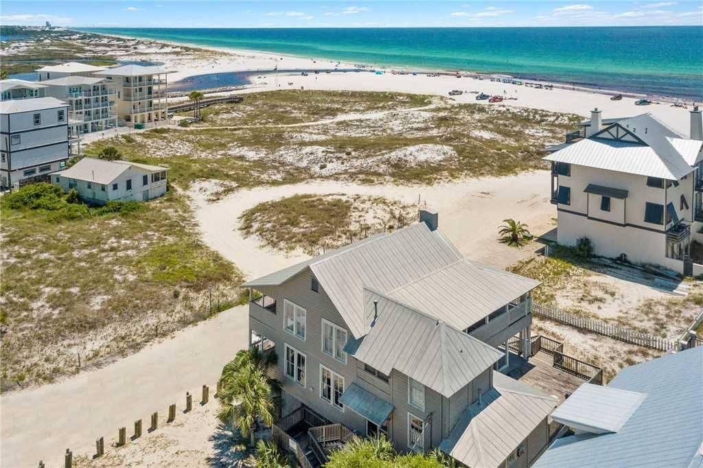 GRAYTON BEACH - Residential