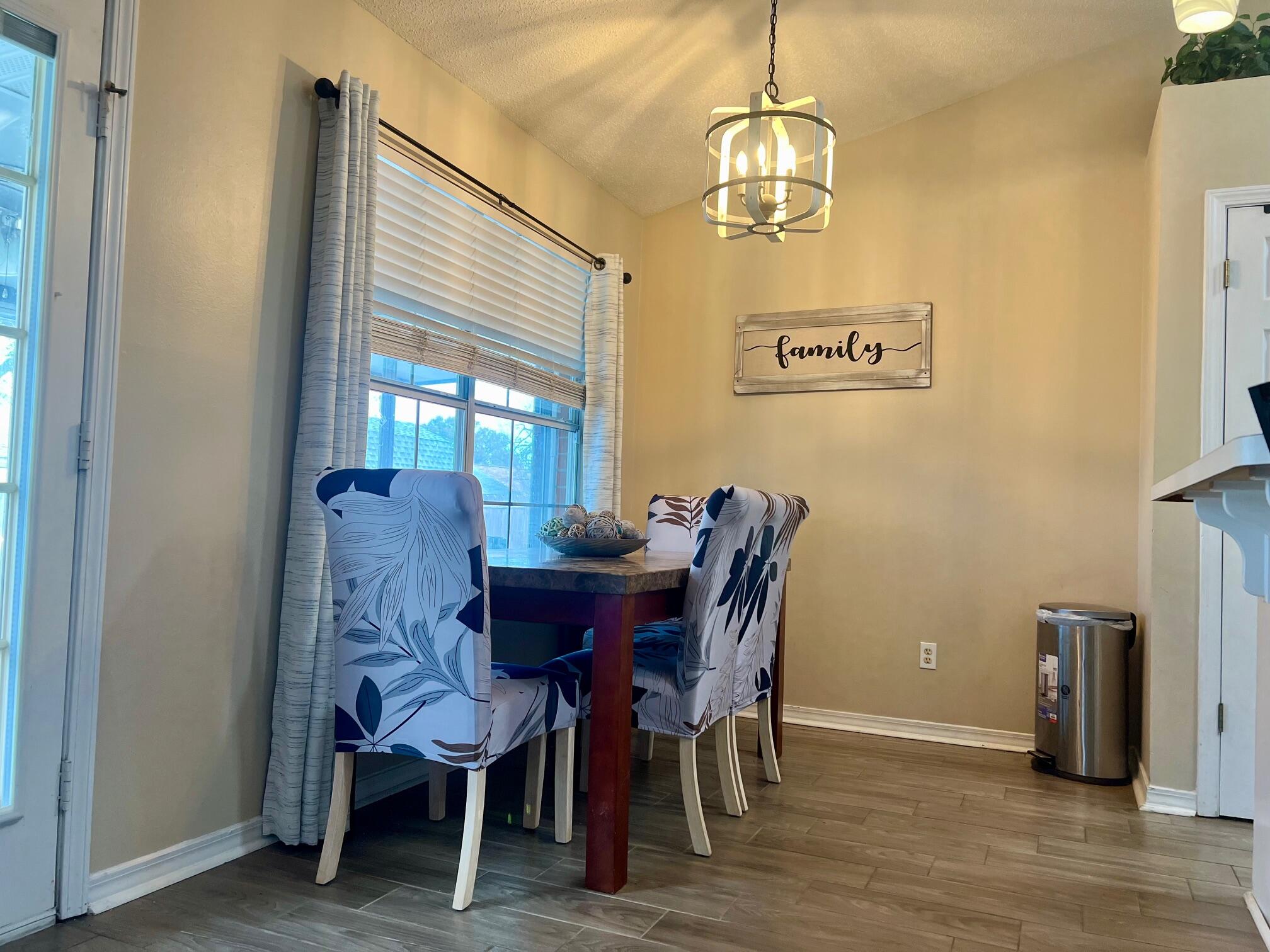 RIVERCHASE S/D PH 2 - Residential Lease