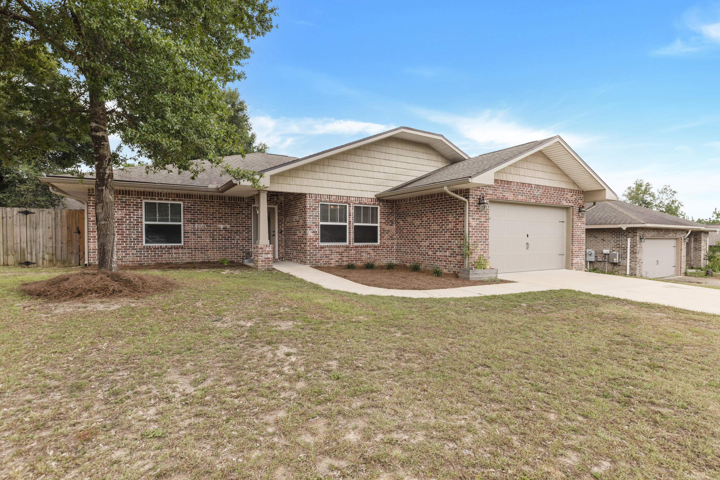 TRAILWOOD ESTATES - Residential