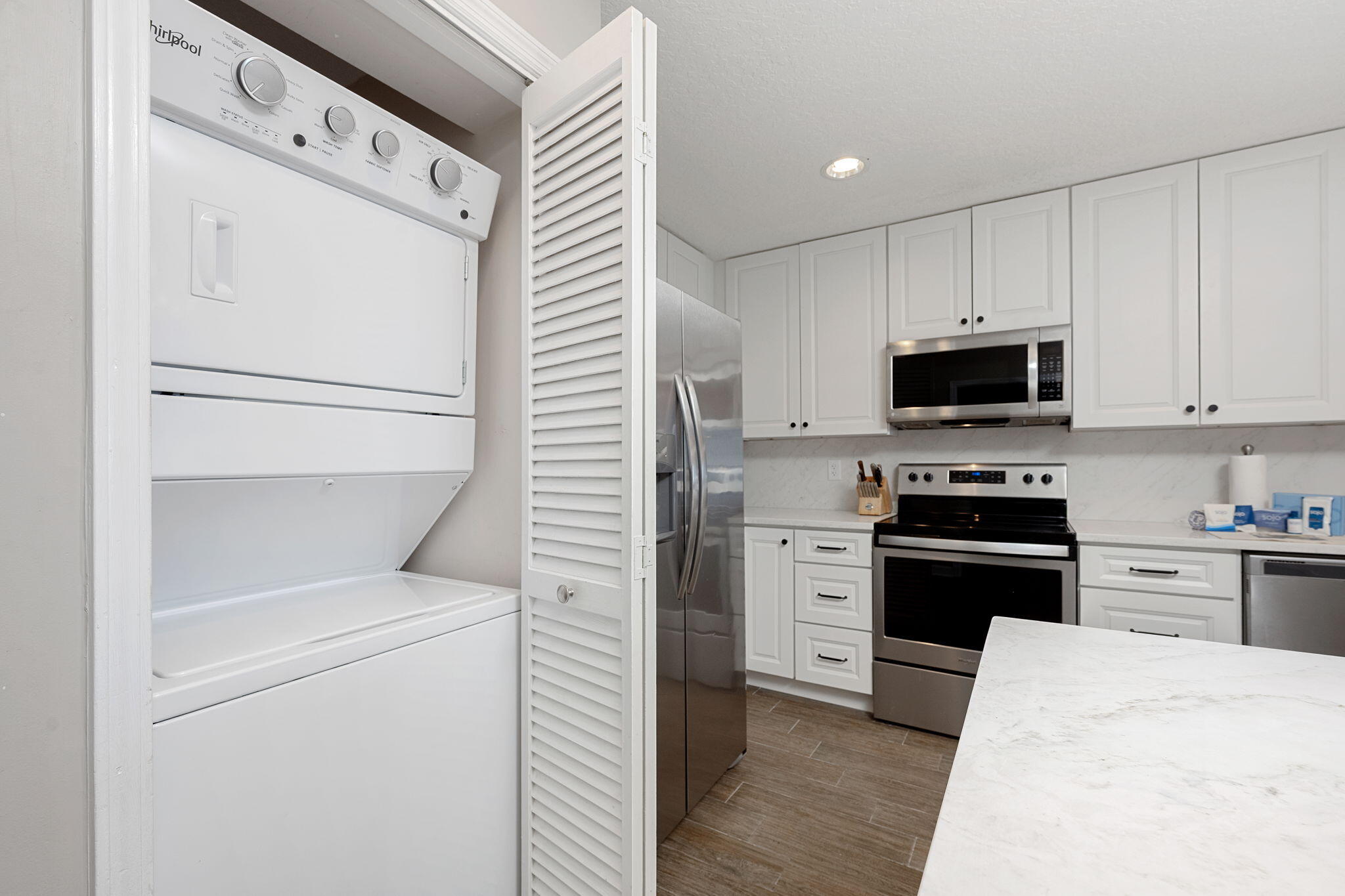 INN AT CRYSTAL BEACH (SUMMERCHASE CONDO) - Residential