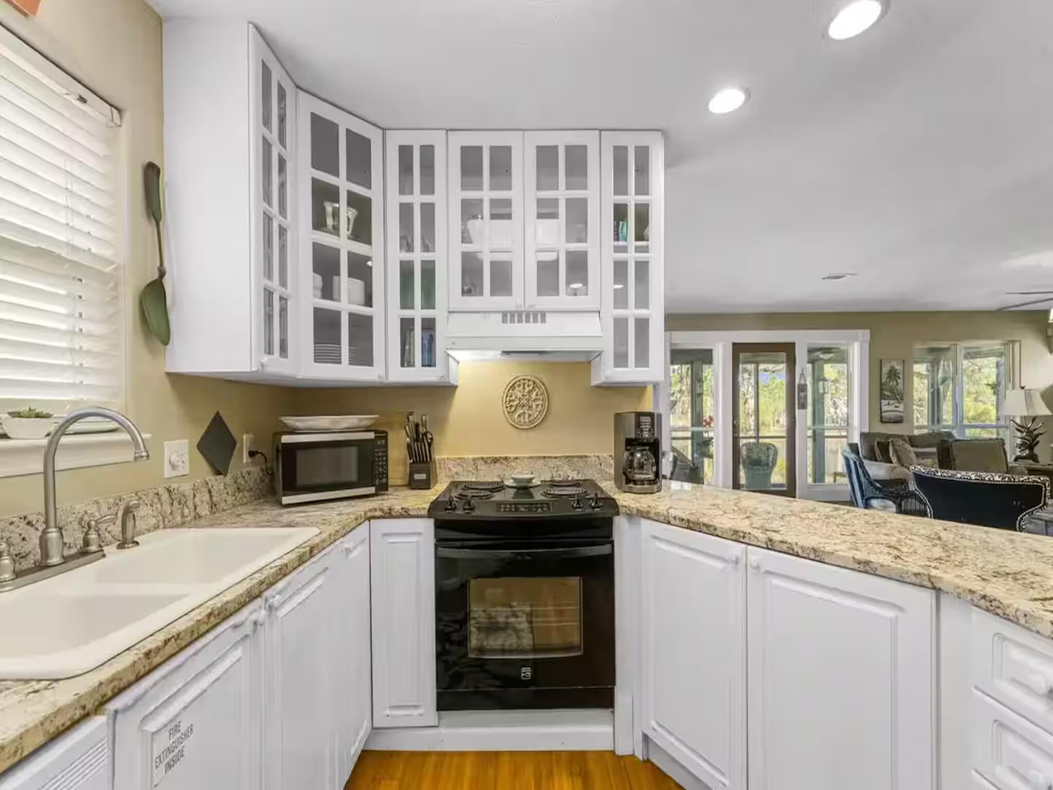 NO RECORDED SUBDIVISION - Residential