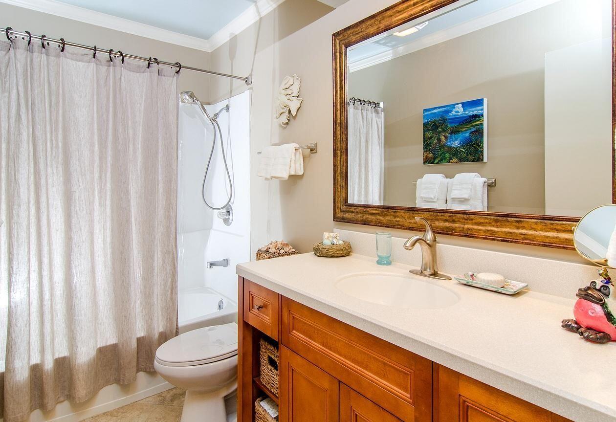 HARBOUR POINT CONDO - Residential Lease
