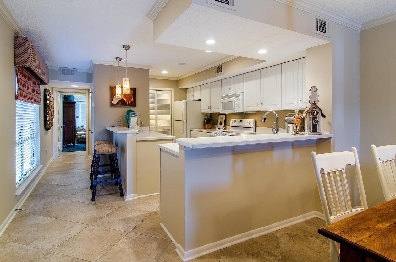 HARBOUR POINT CONDO - Residential Lease