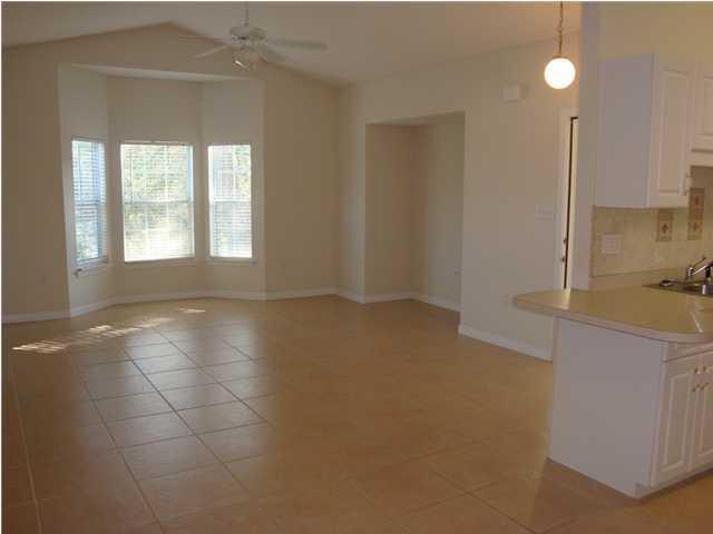 THE OAKS AT NICEVILLE - Residential