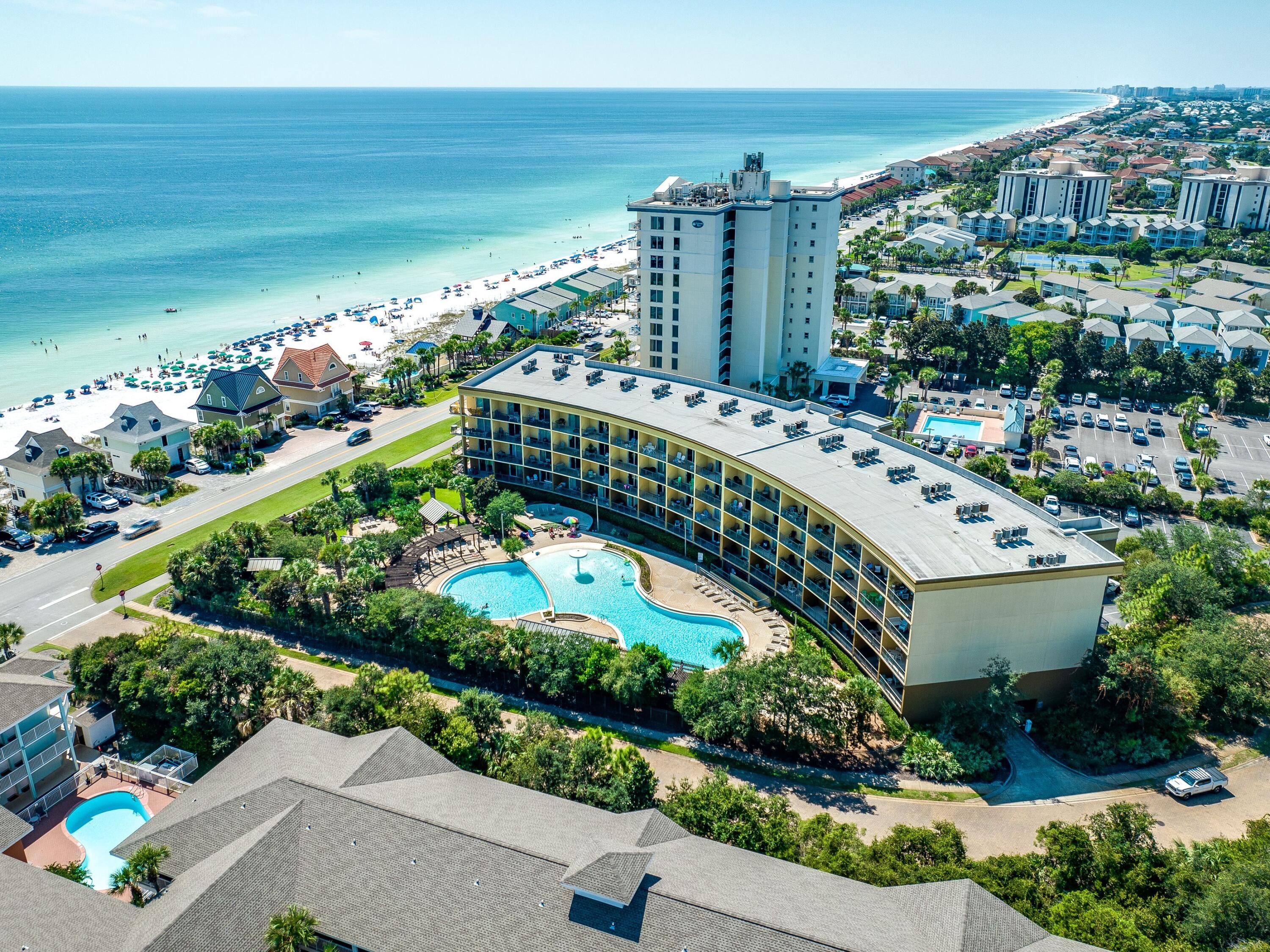 BEACH RESORT - Residential