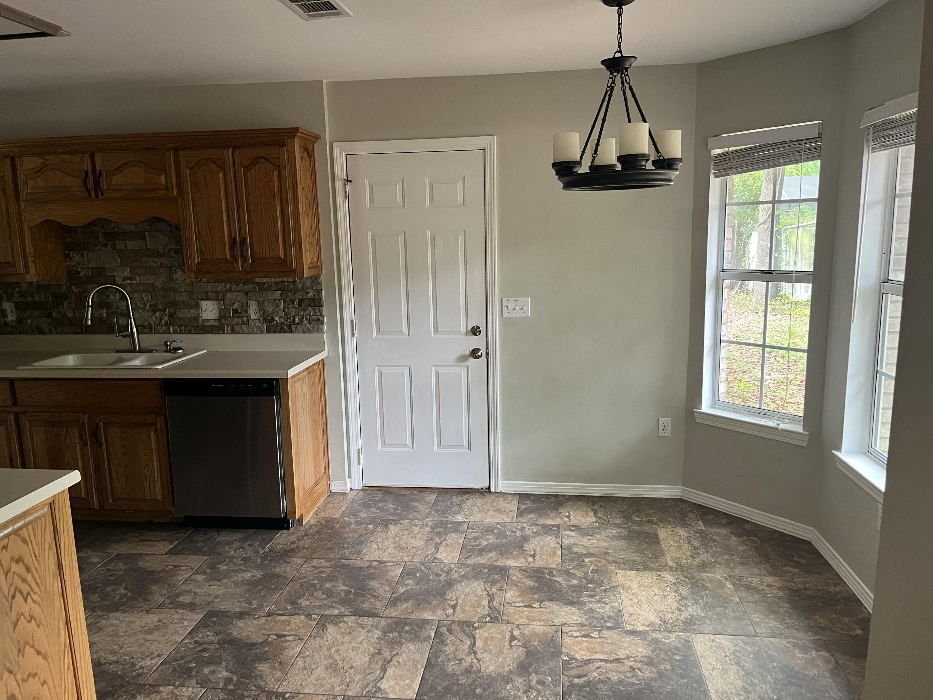 ROYAL OAKS S/D - Residential