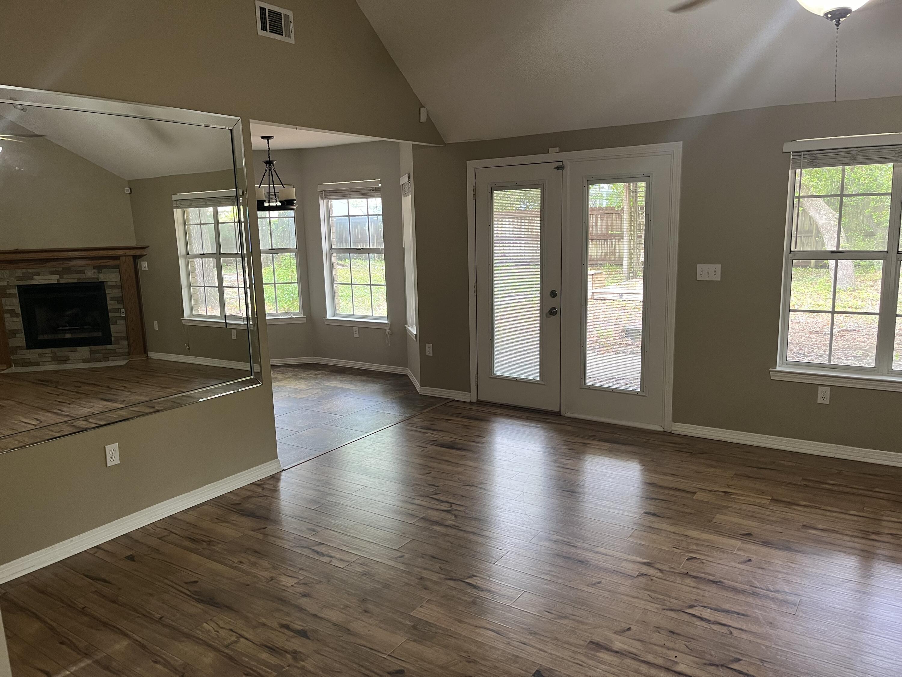 ROYAL OAKS S/D - Residential