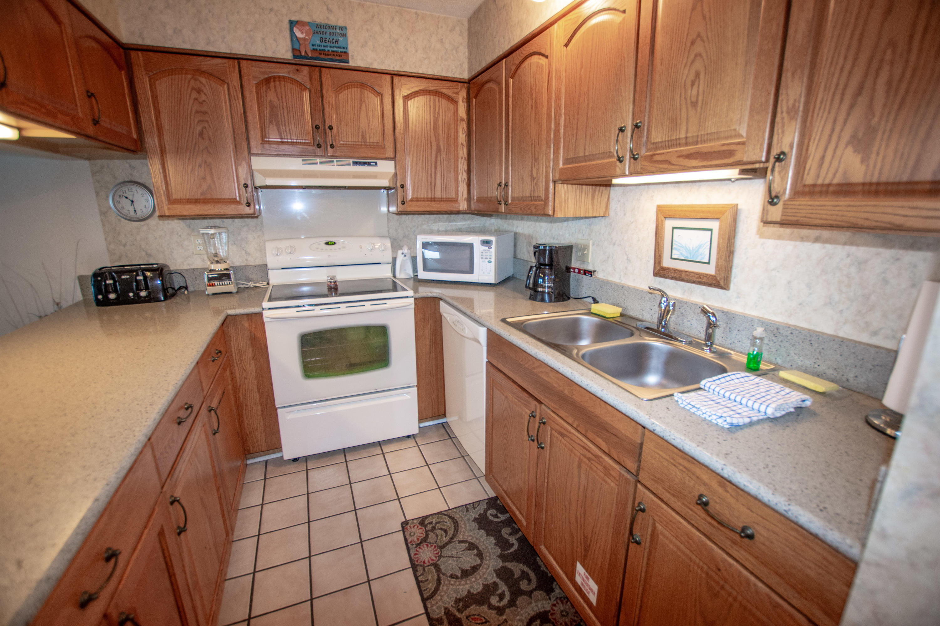 ISLAND ECHO CONDO - Residential