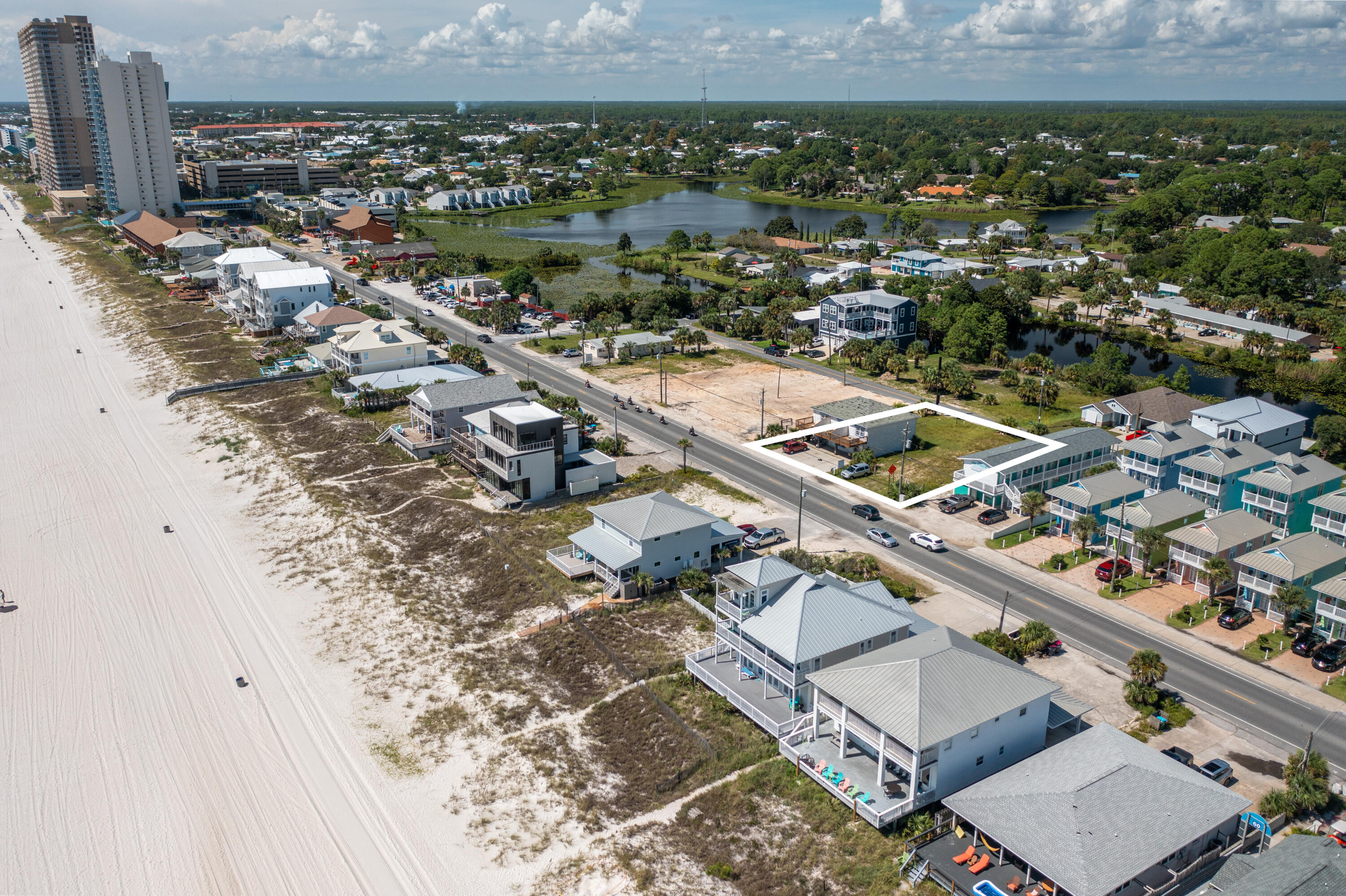 Sunset Beach - Land