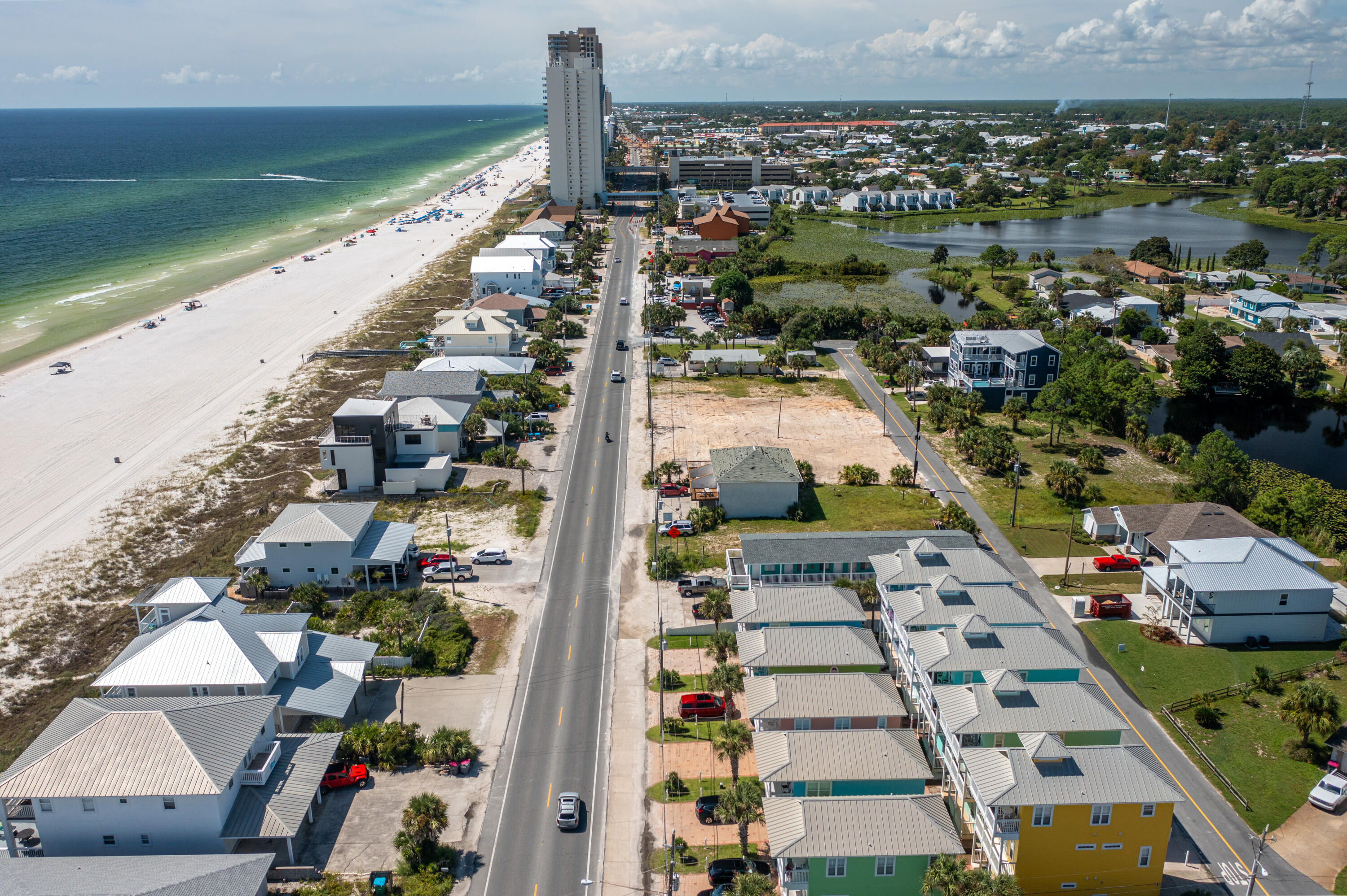 Sunset Beach - Land