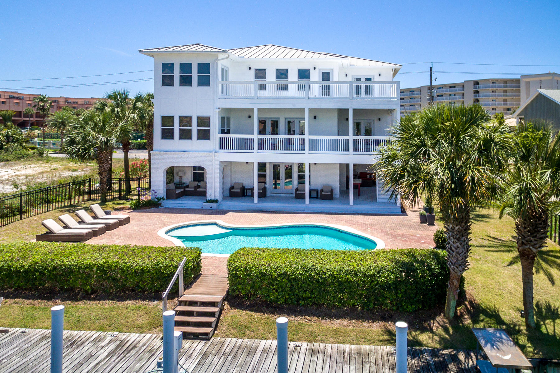 HOLIDAY ISLE - Residential