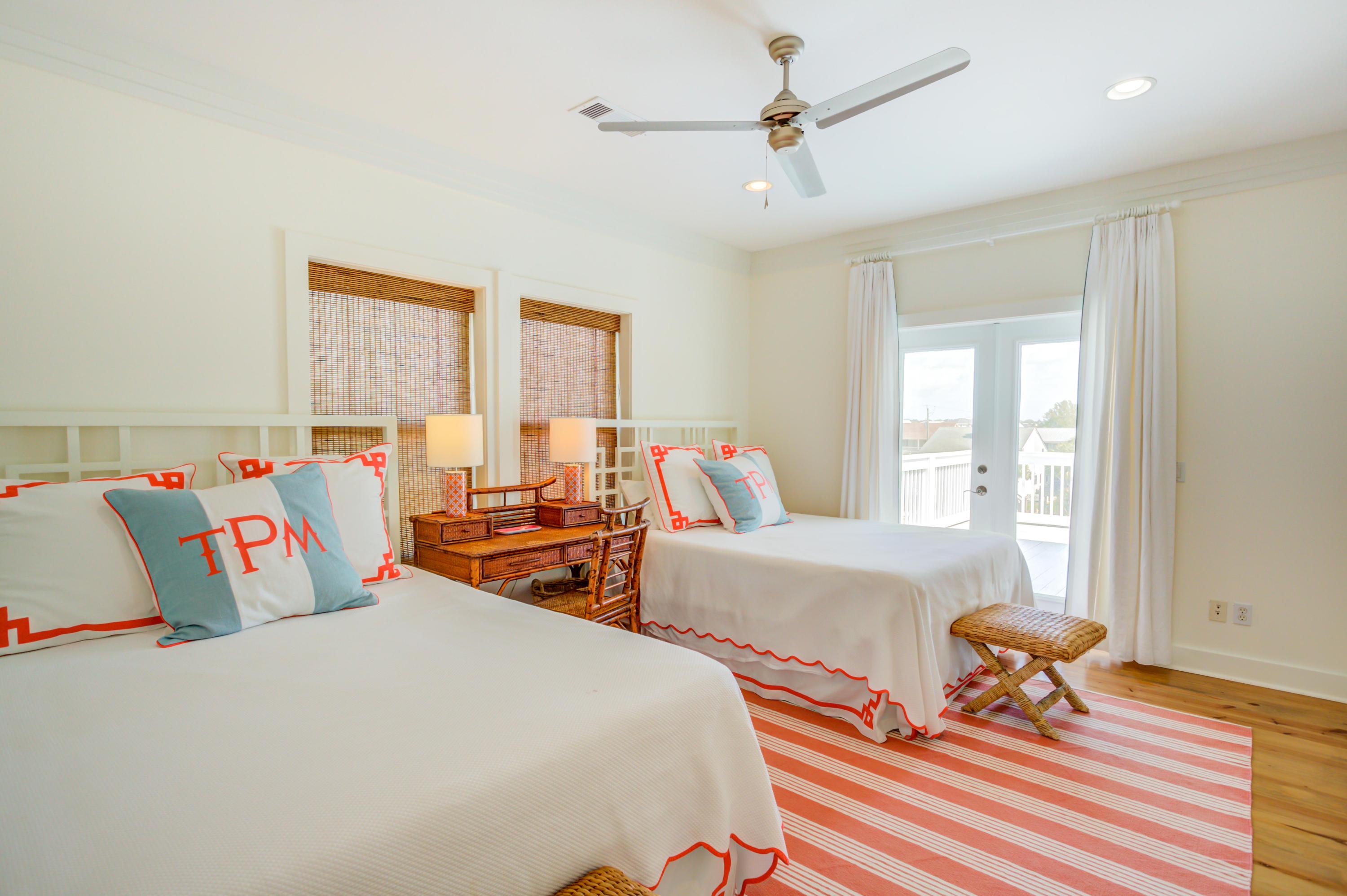HOLIDAY ISLE - Residential