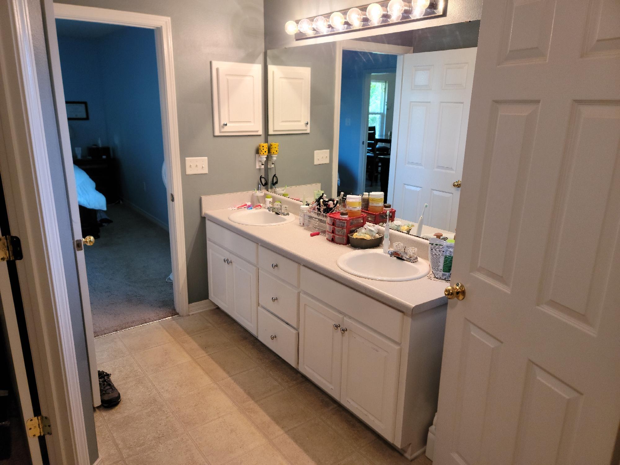 CREETWOOD PLACE - Residential Lease