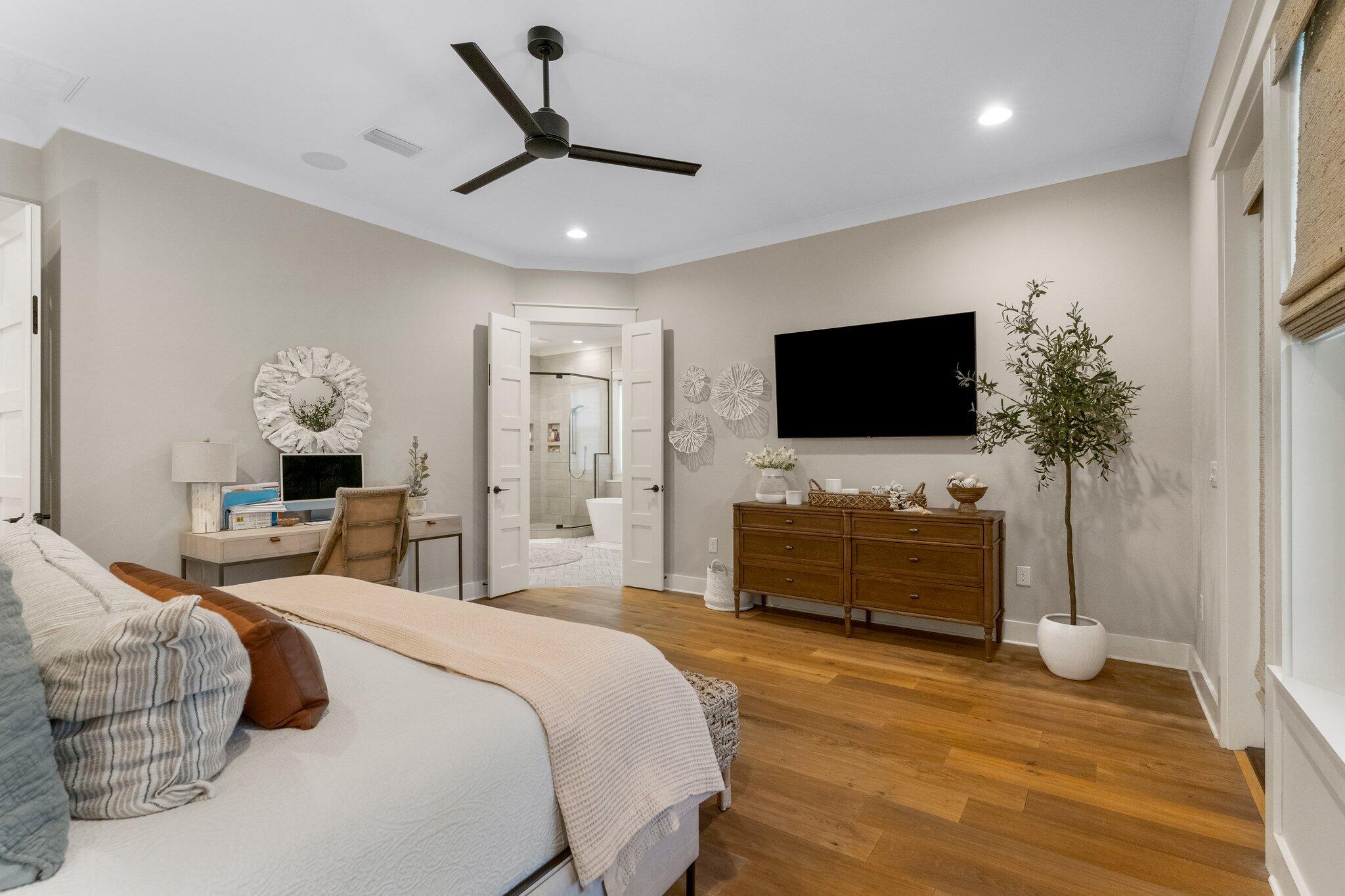 HUNTERS RUN - Residential