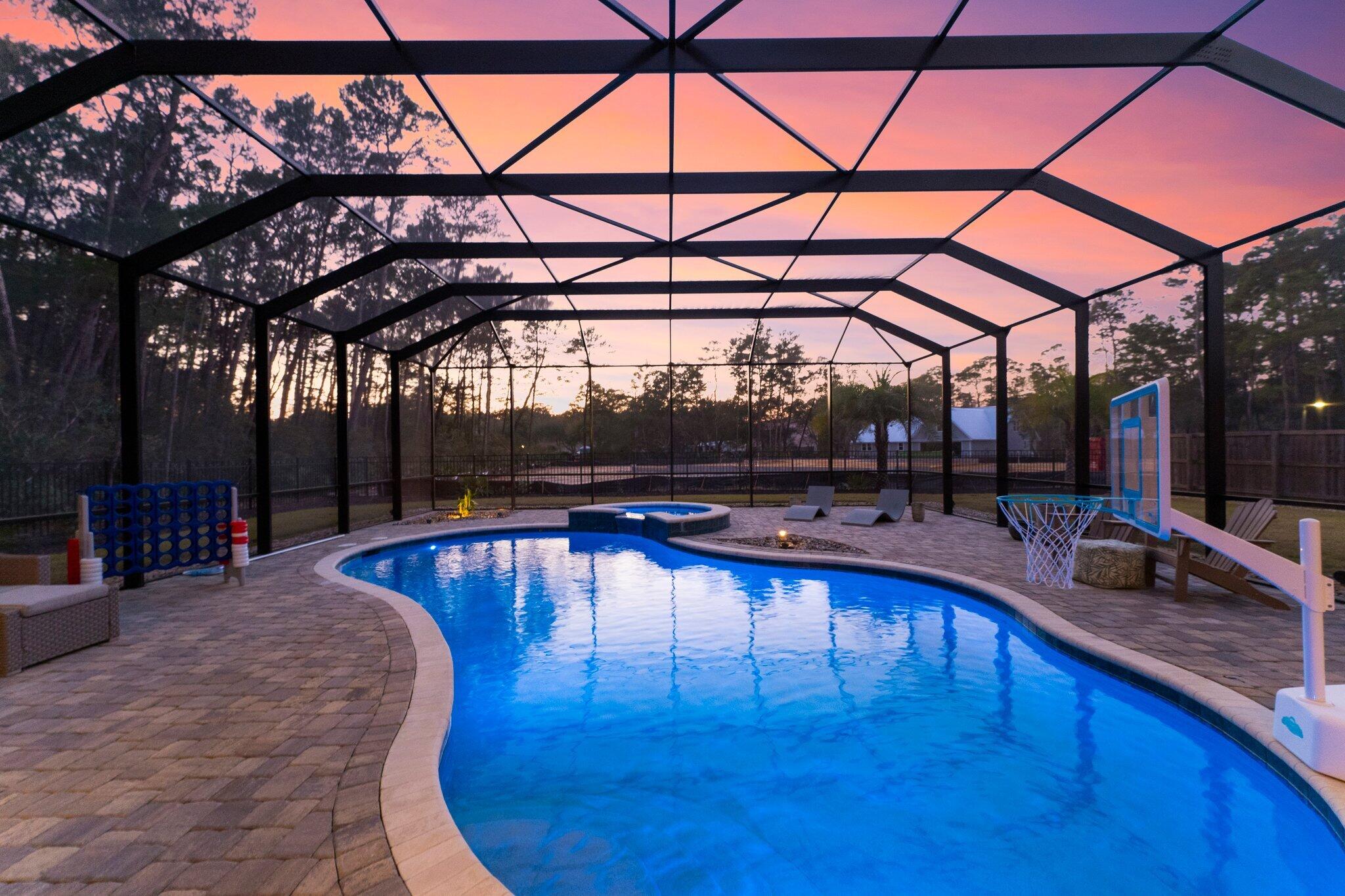 HUNTERS RUN - Residential