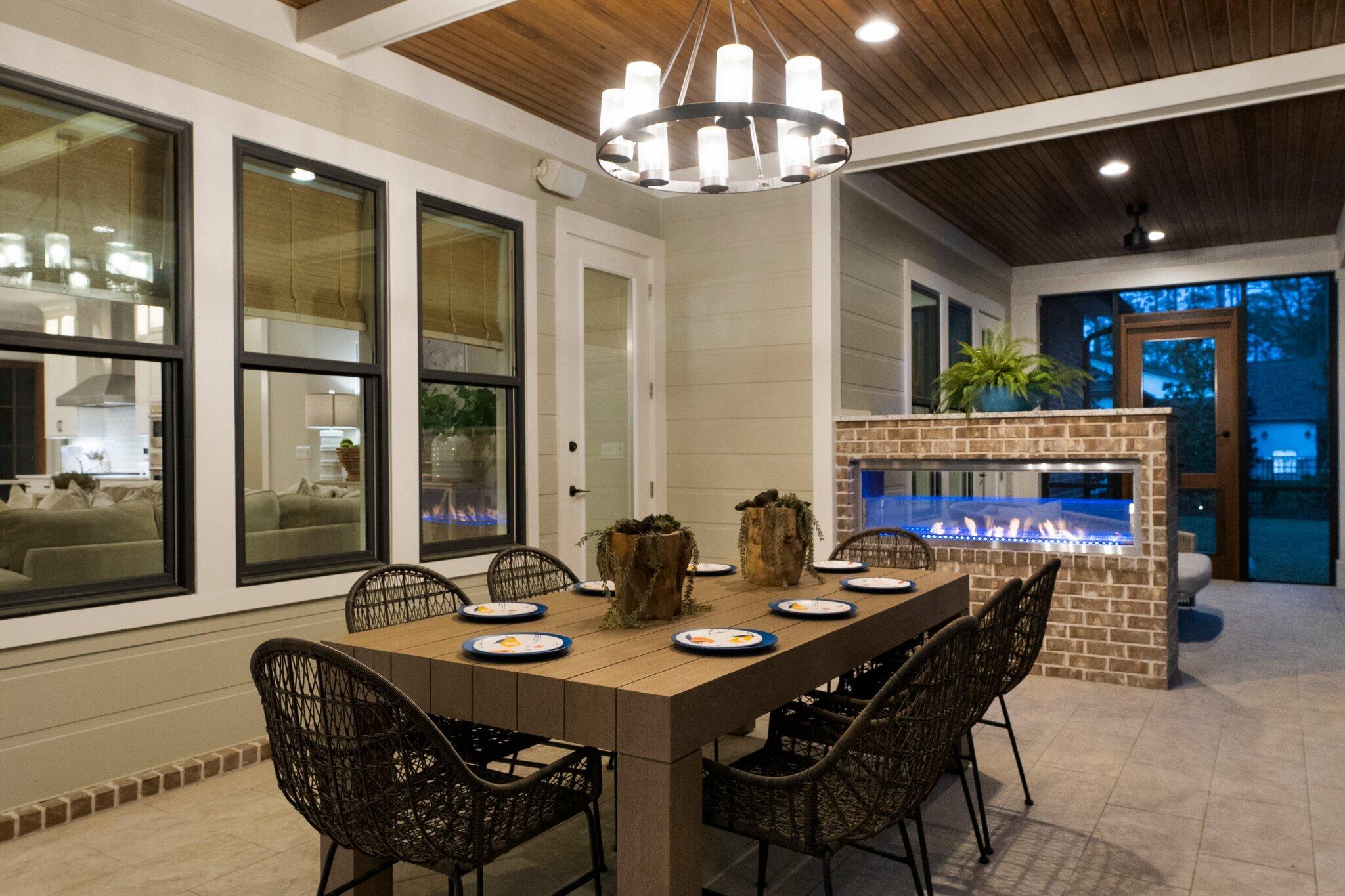 HUNTERS RUN - Residential