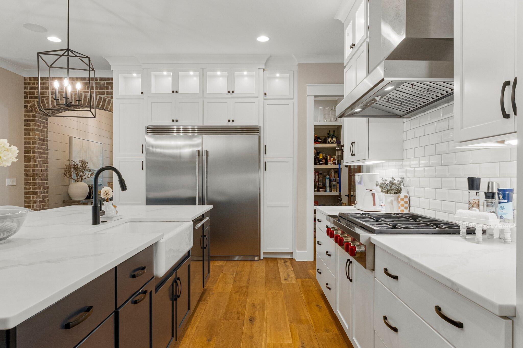 HUNTERS RUN - Residential