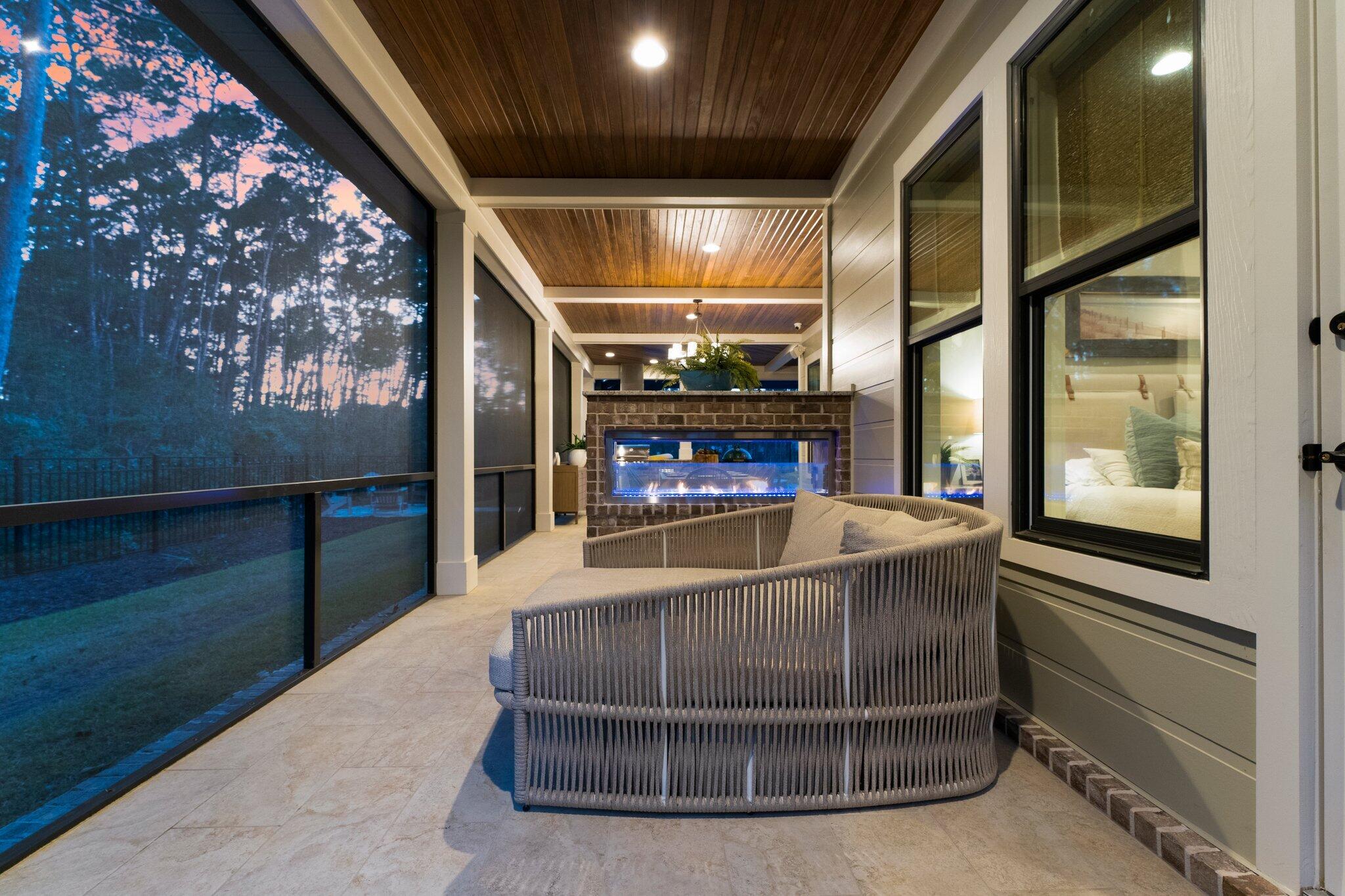HUNTERS RUN - Residential