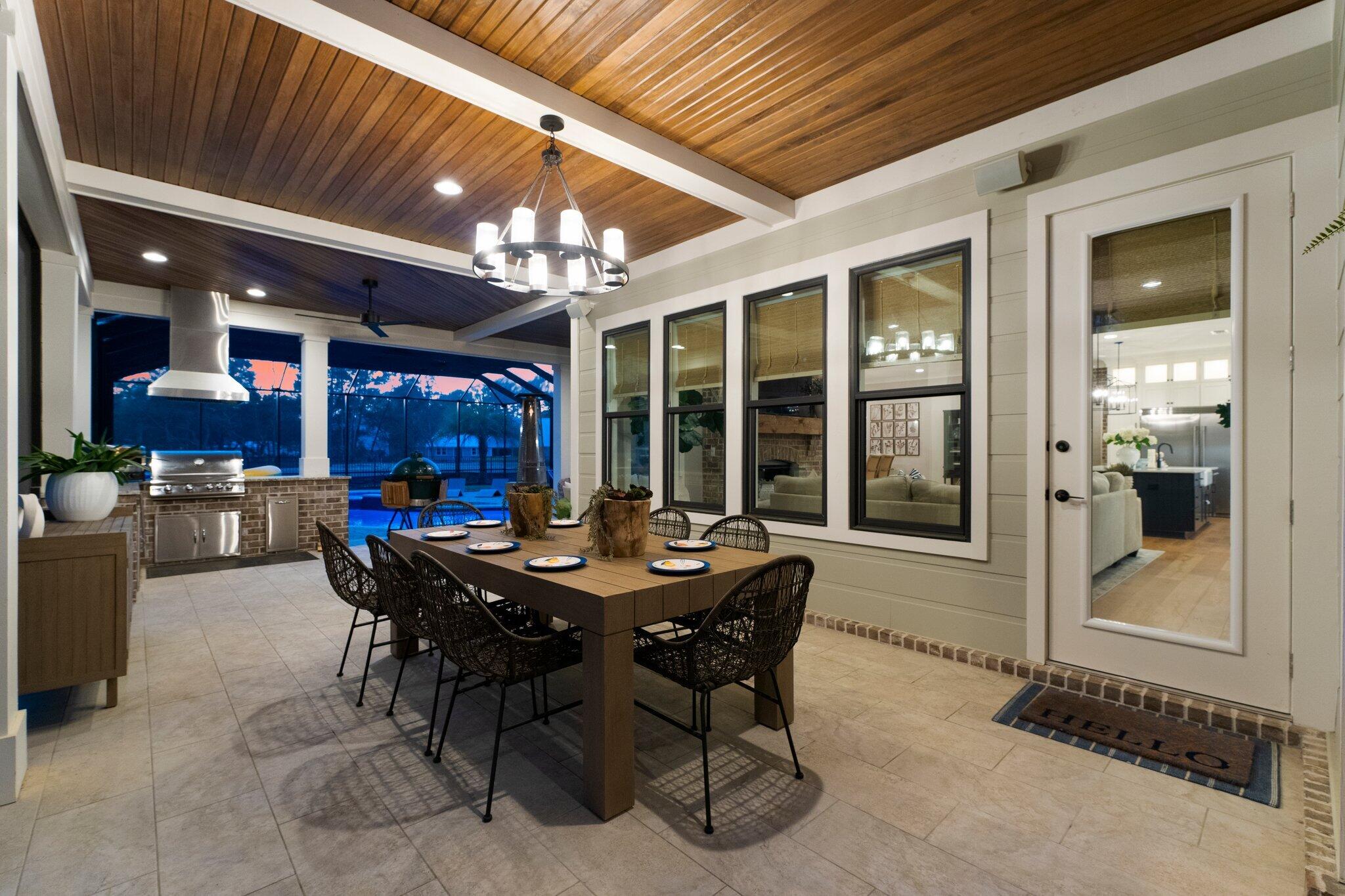 HUNTERS RUN - Residential