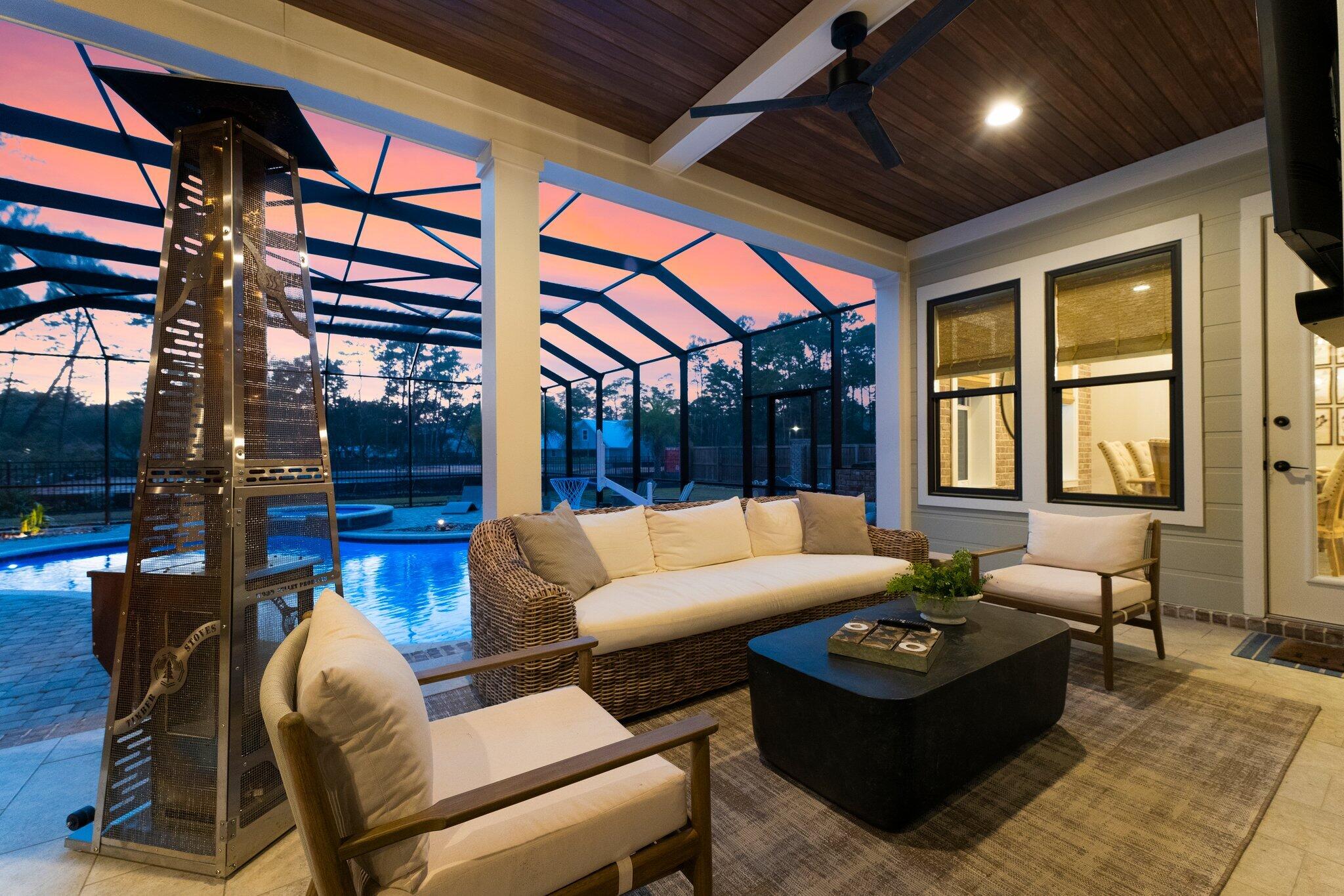 HUNTERS RUN - Residential