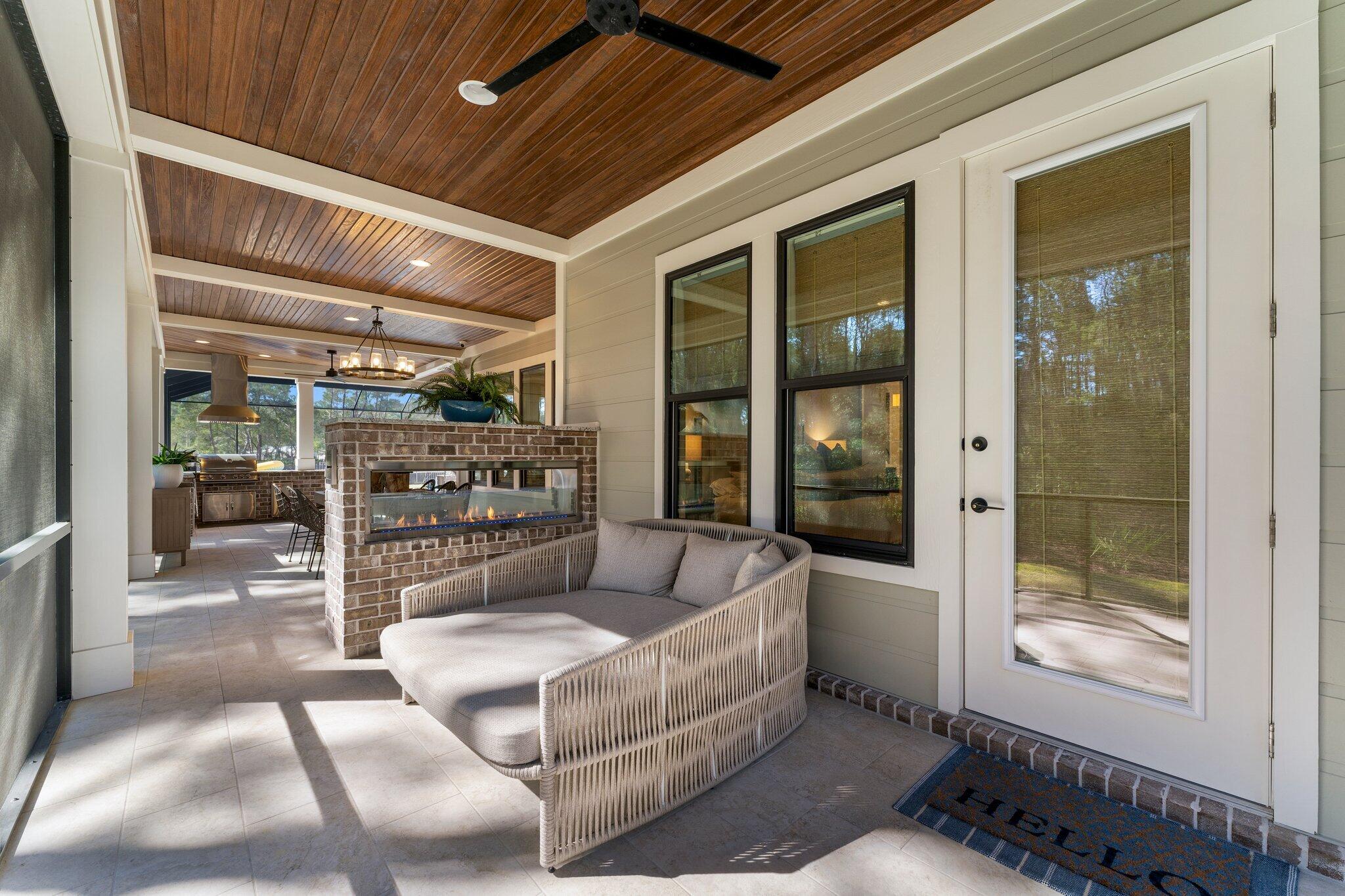 HUNTERS RUN - Residential